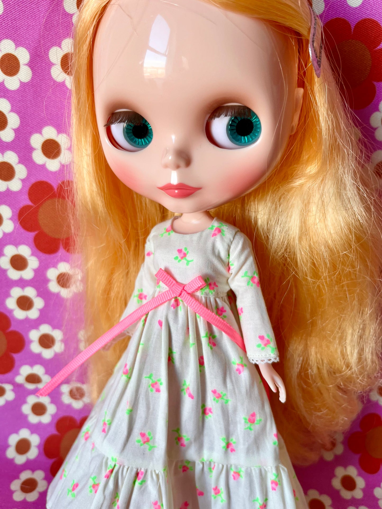 White Long Neon Rosebud Print Dress for Blythe Doll