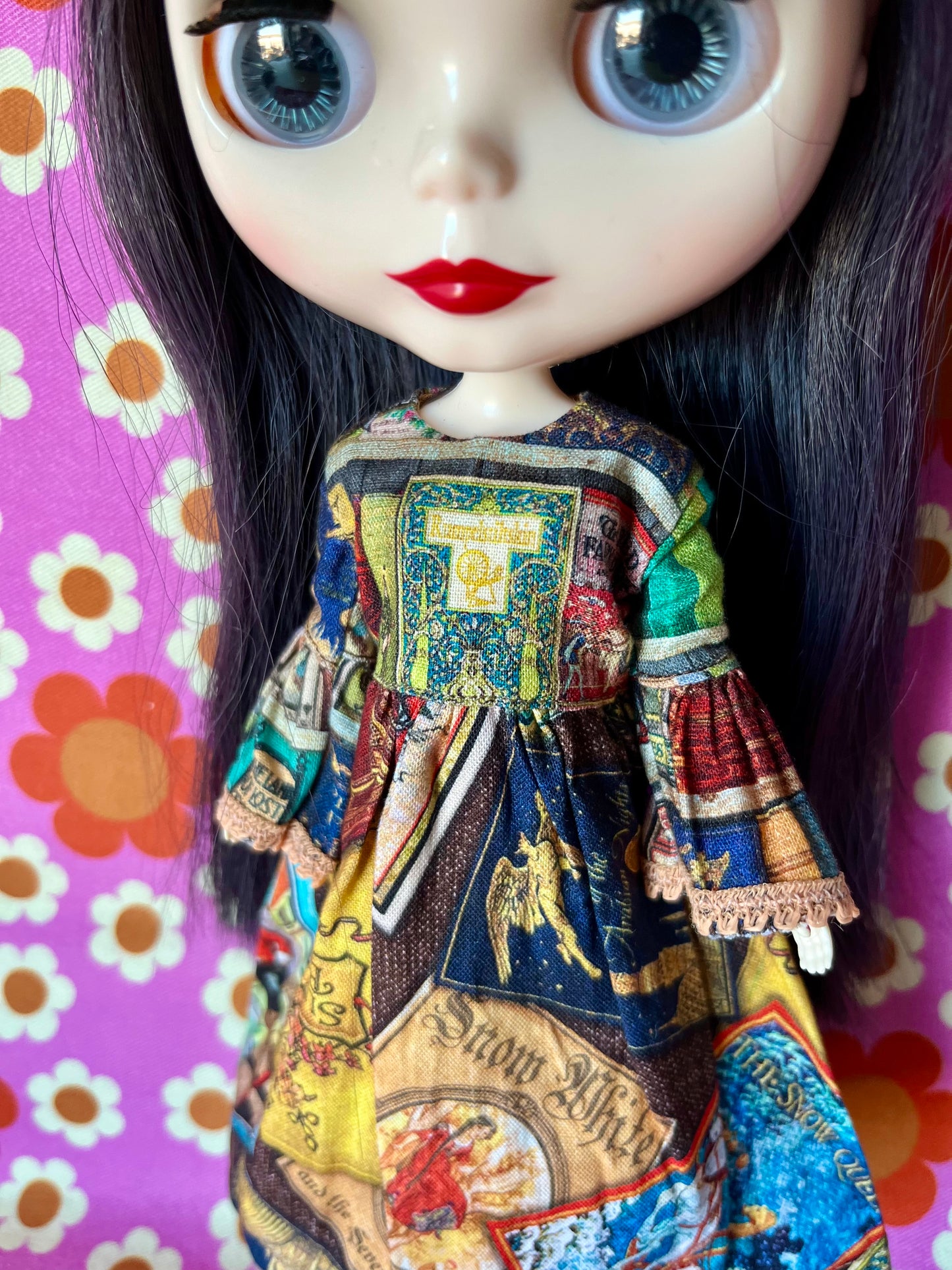 Last Chance Librarian Dress for Blythe Doll