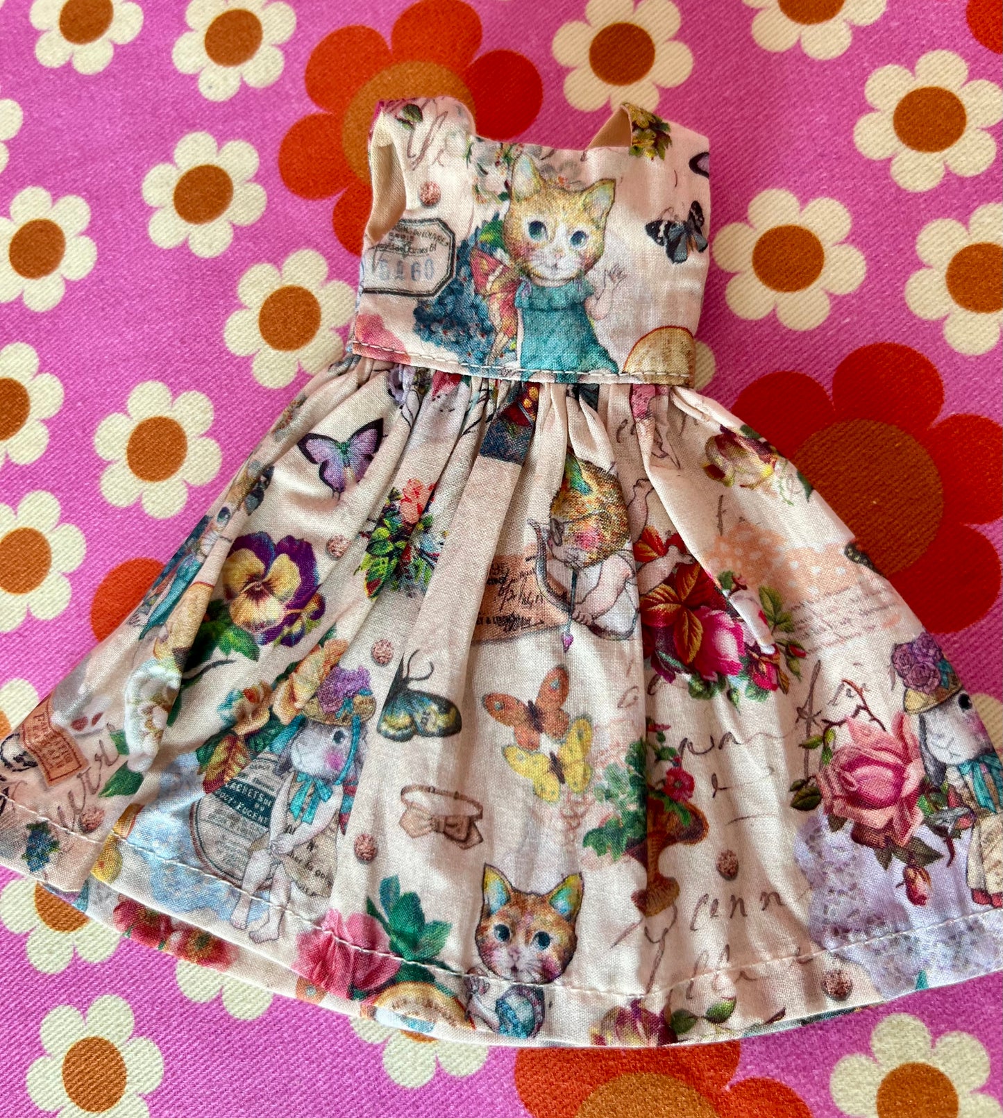 Joli Fleur Cat Print Dress for Blythe Doll