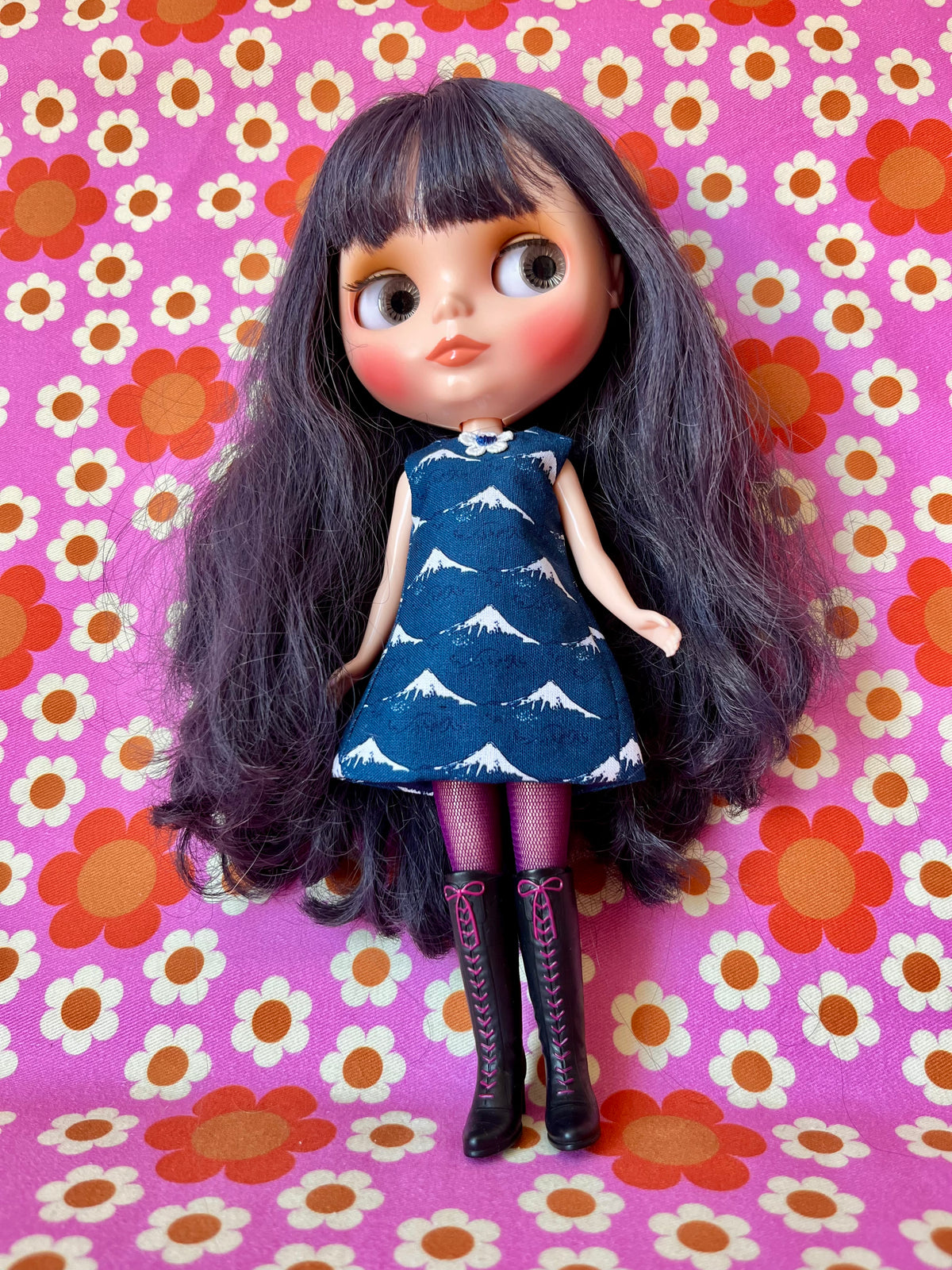 Mount Fuji Hokusai Print Mod Cilla Shift dress