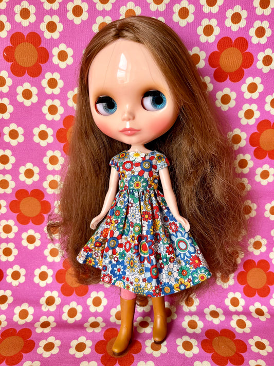 Carnaby Daisy Summer Cap Sleeve Dress for Blythe Doll