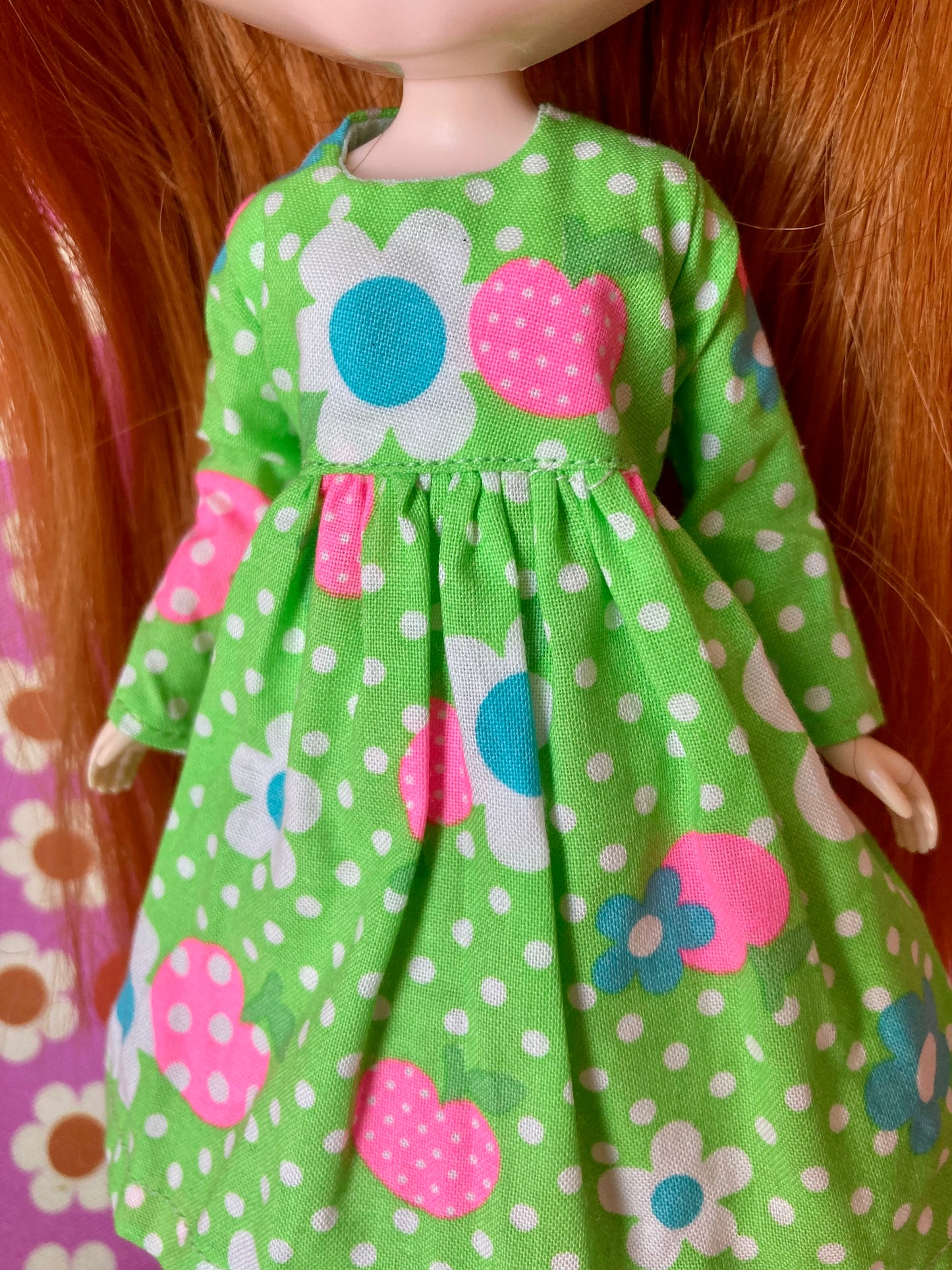 Green Daisy Long Sleeve Dress for Blythe Dollar