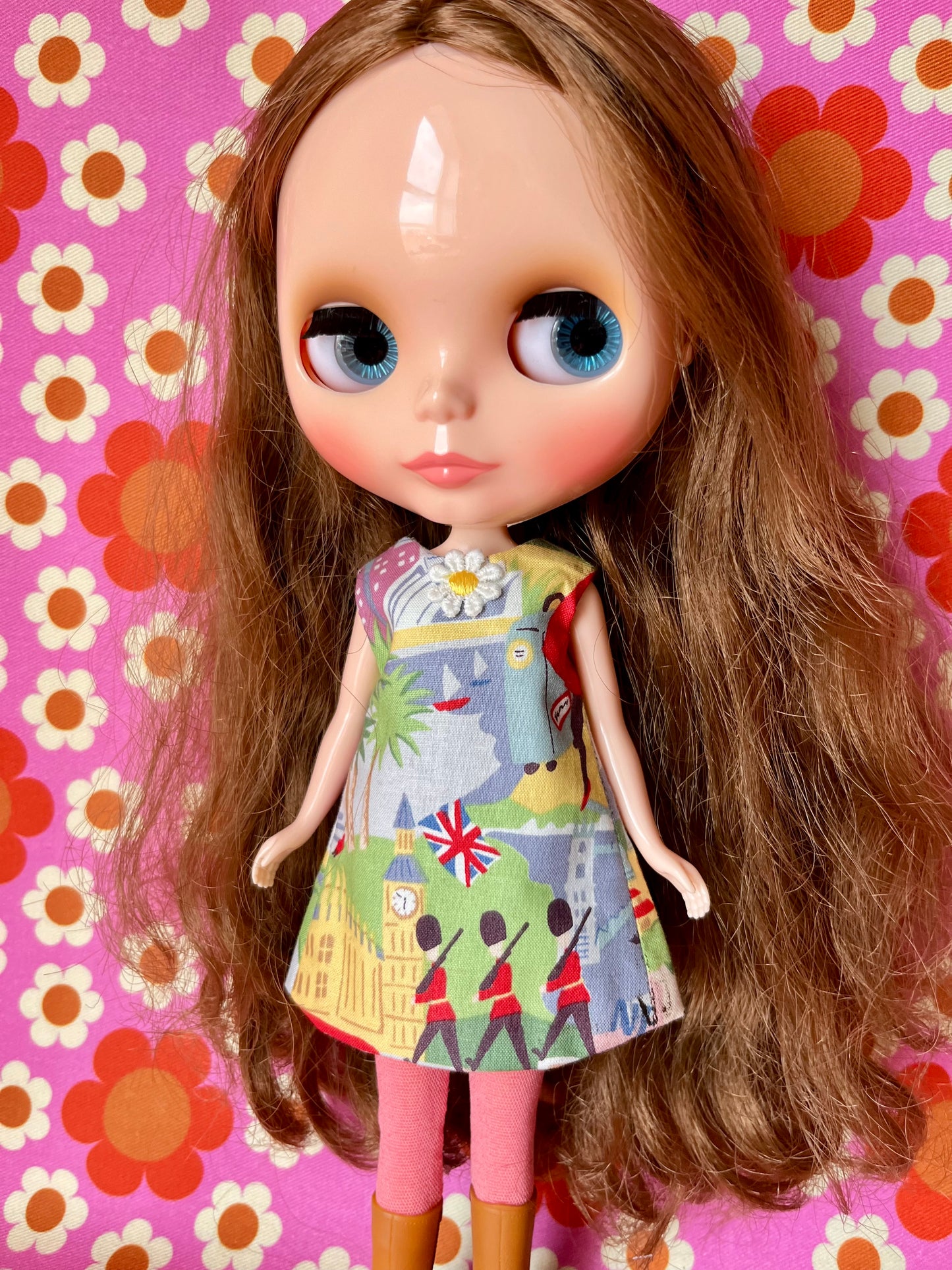 Travel Print Mod Sleeveless Shift dress