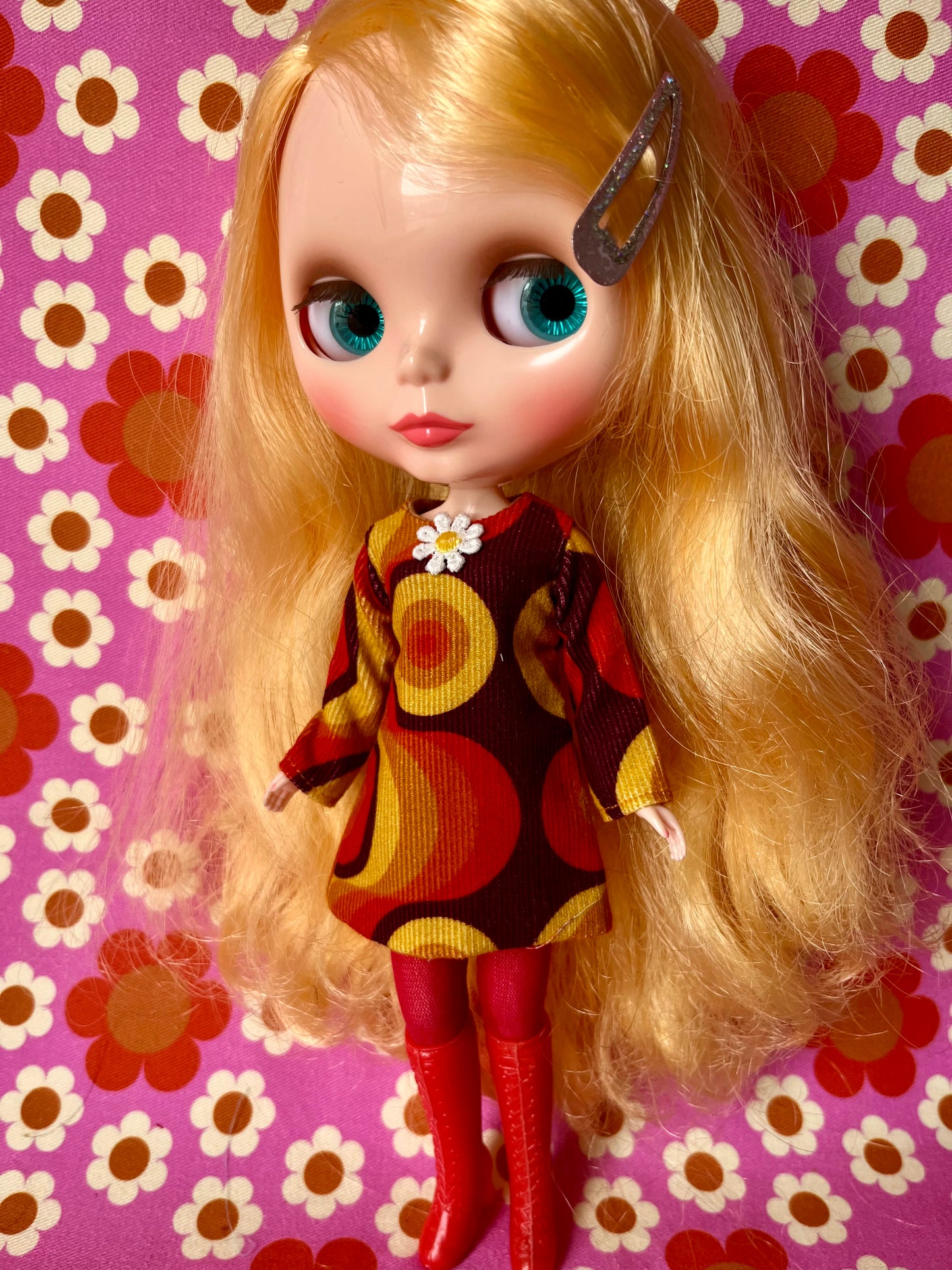 Seventies Corduroy Shift dress with sleeves & Bag which opens