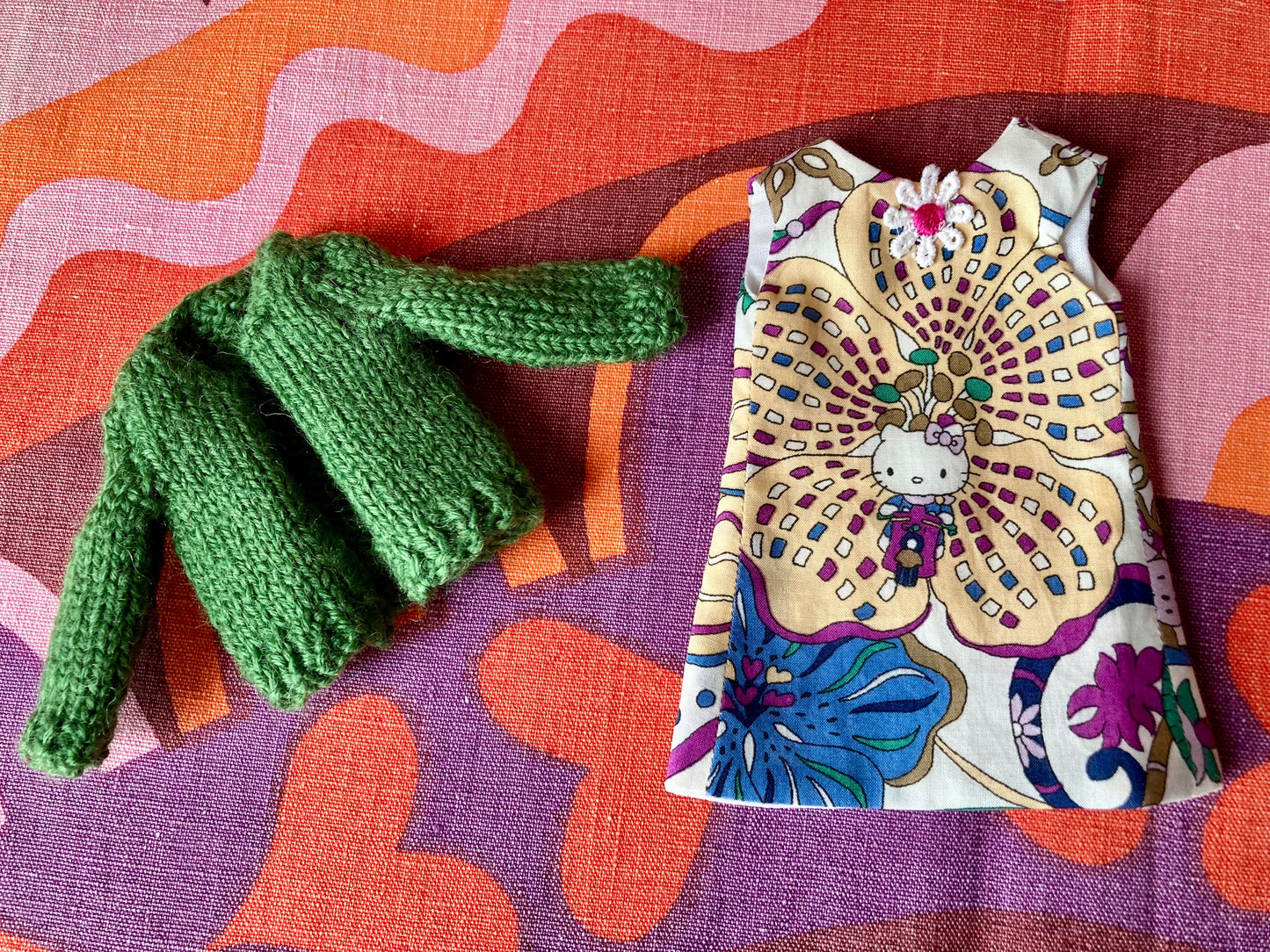 Love Blythe: Hello Kitty Liberty Limited Edition Shift Dress & Cardigan for Blythe Doll