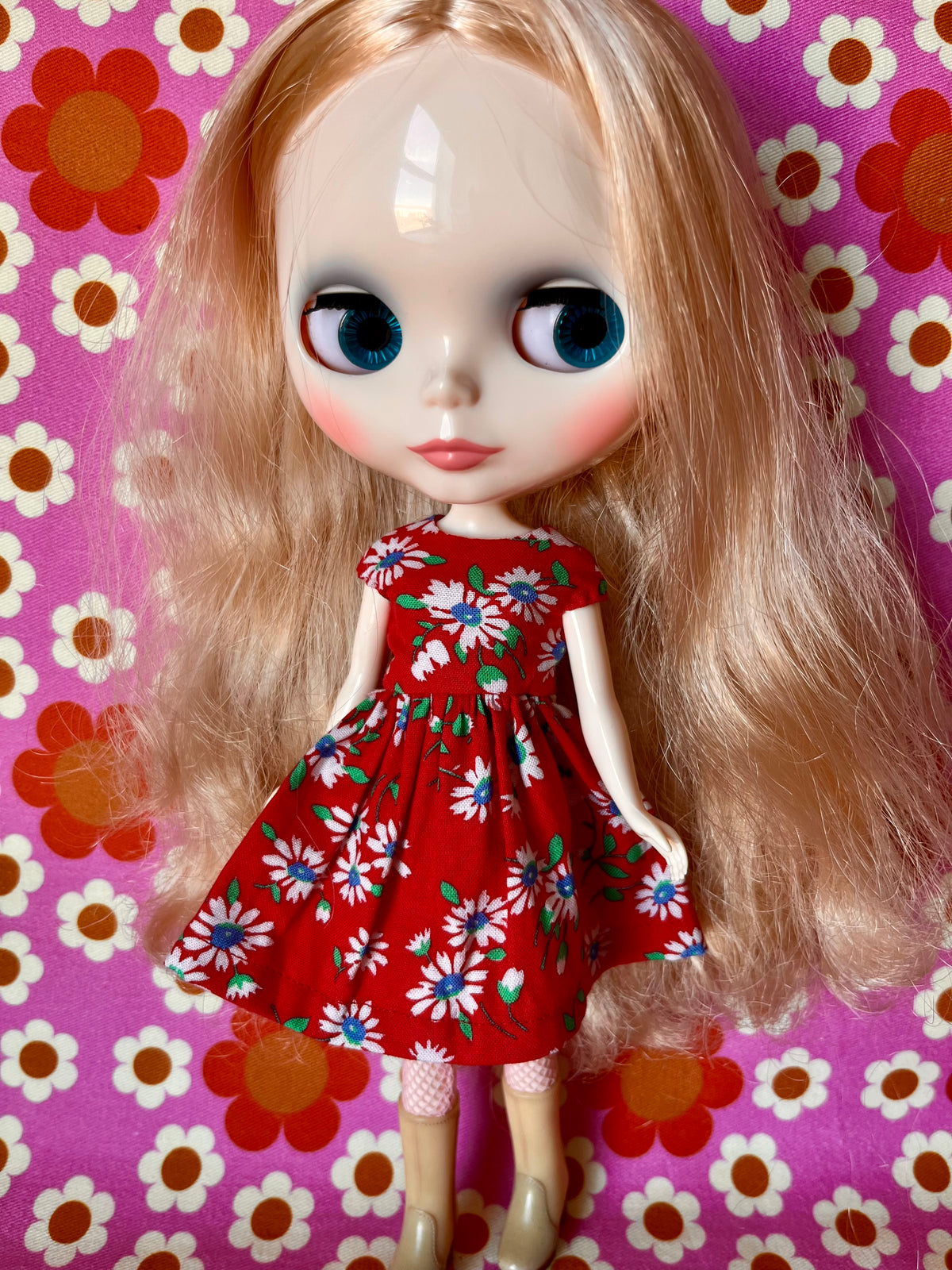 Red Daisy Summer Cap SleeveDress for Blythe Doll
