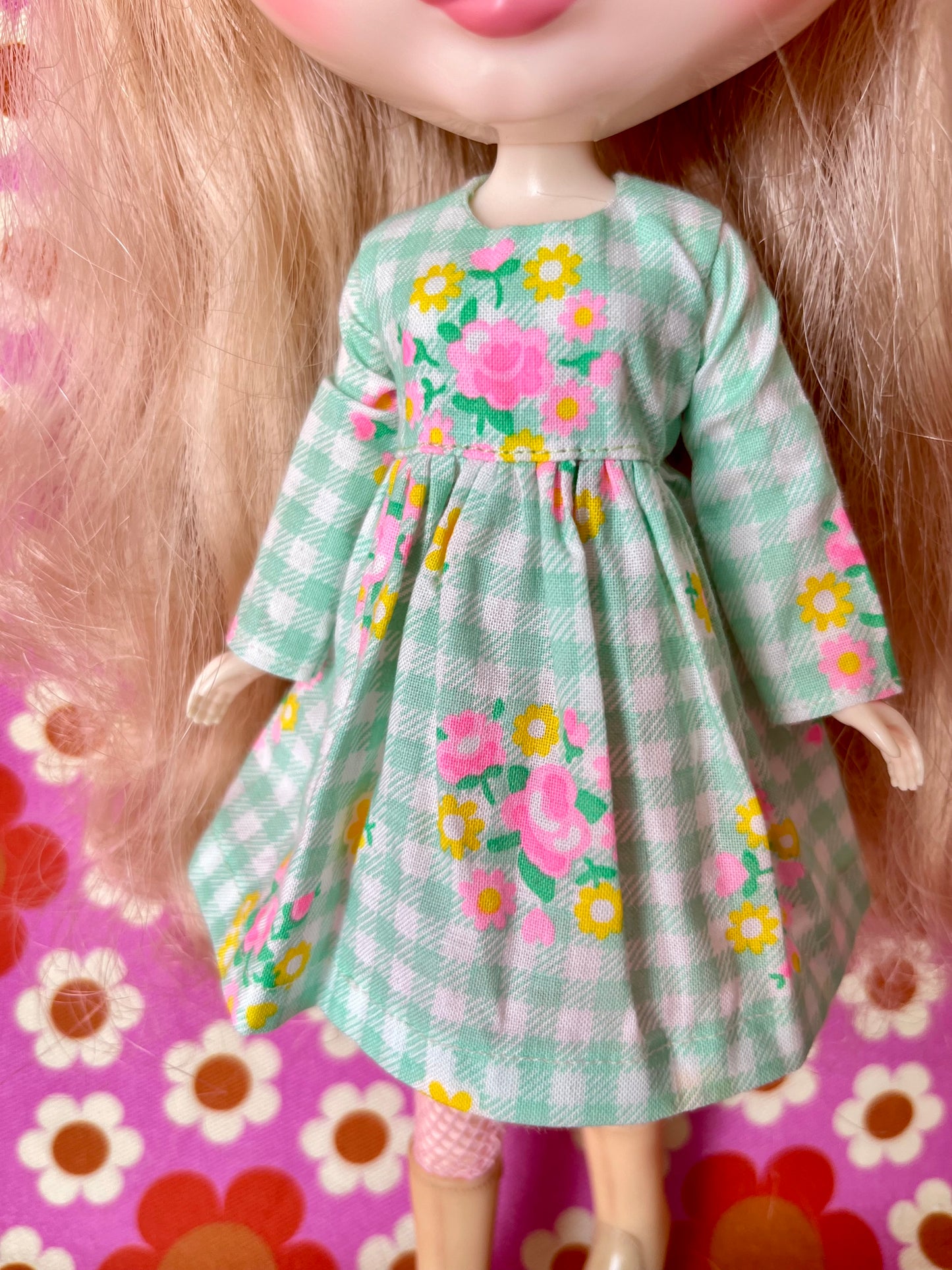 Green Gingham Long Sleeve Dress for Blythe Doll