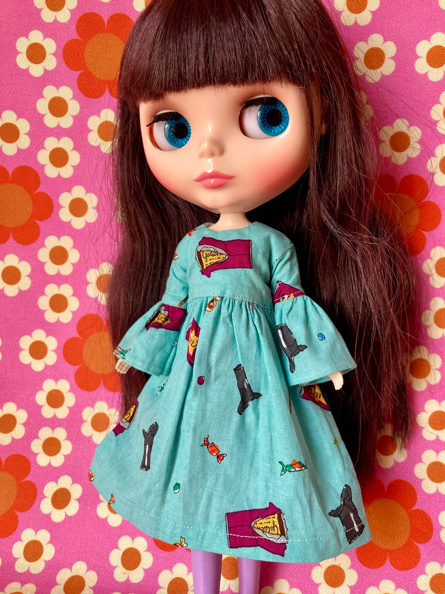 Chocolate Wonka Bar Long Frill Sleeve  dress for Blythe Doll