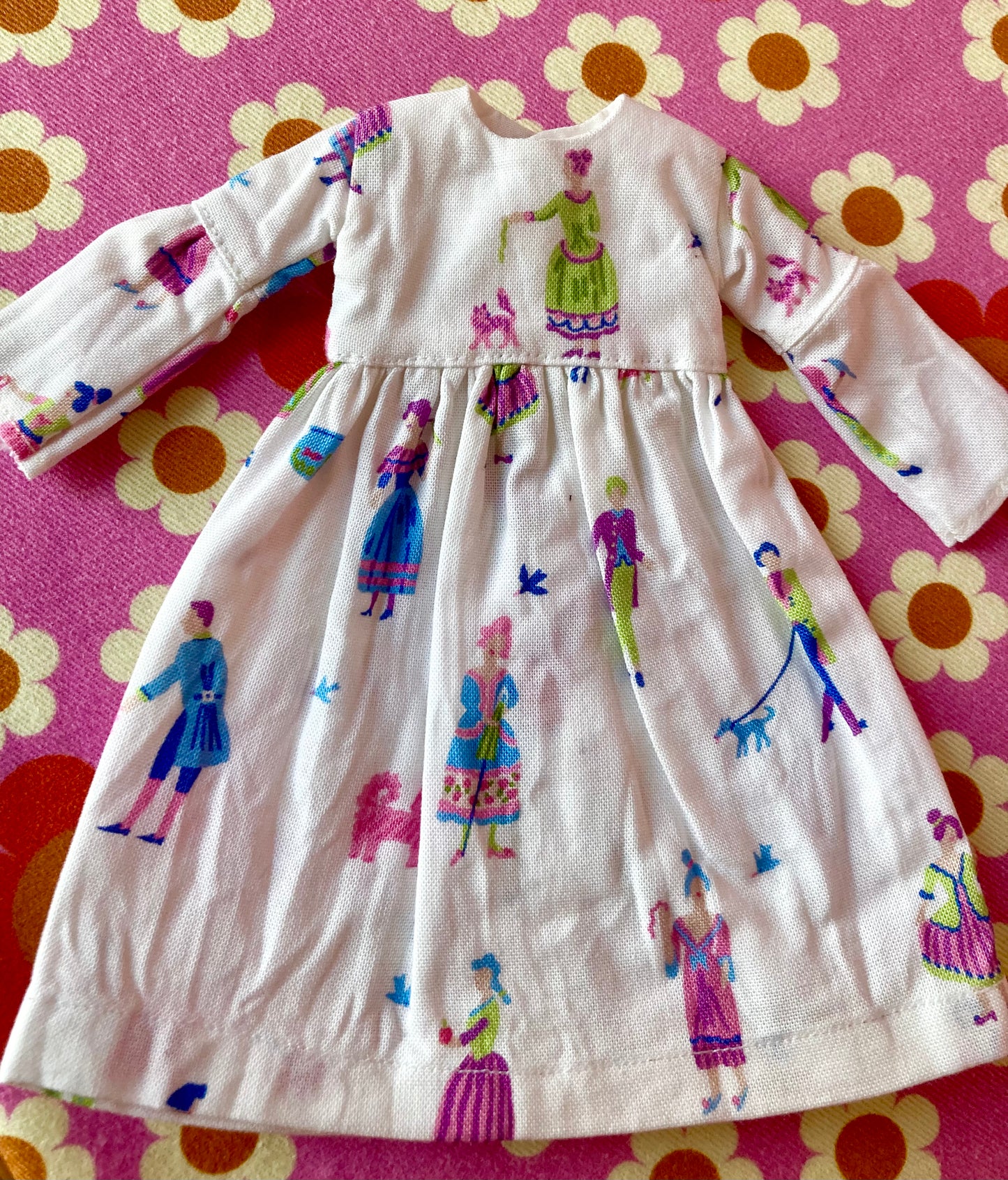 Georgian Lady Sale Long Sleeve dress for Blythe Doll