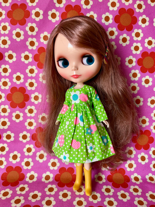 Green Daisy Long Sleeve Dress for Blythe Doll