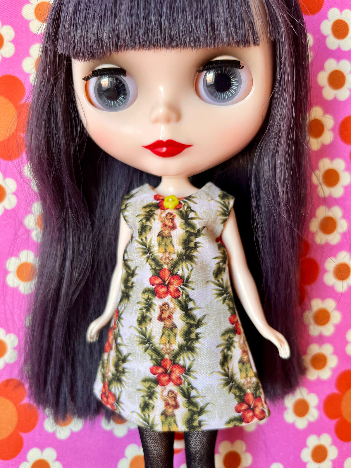Hula Girl Print Mod Cilla Shift dress