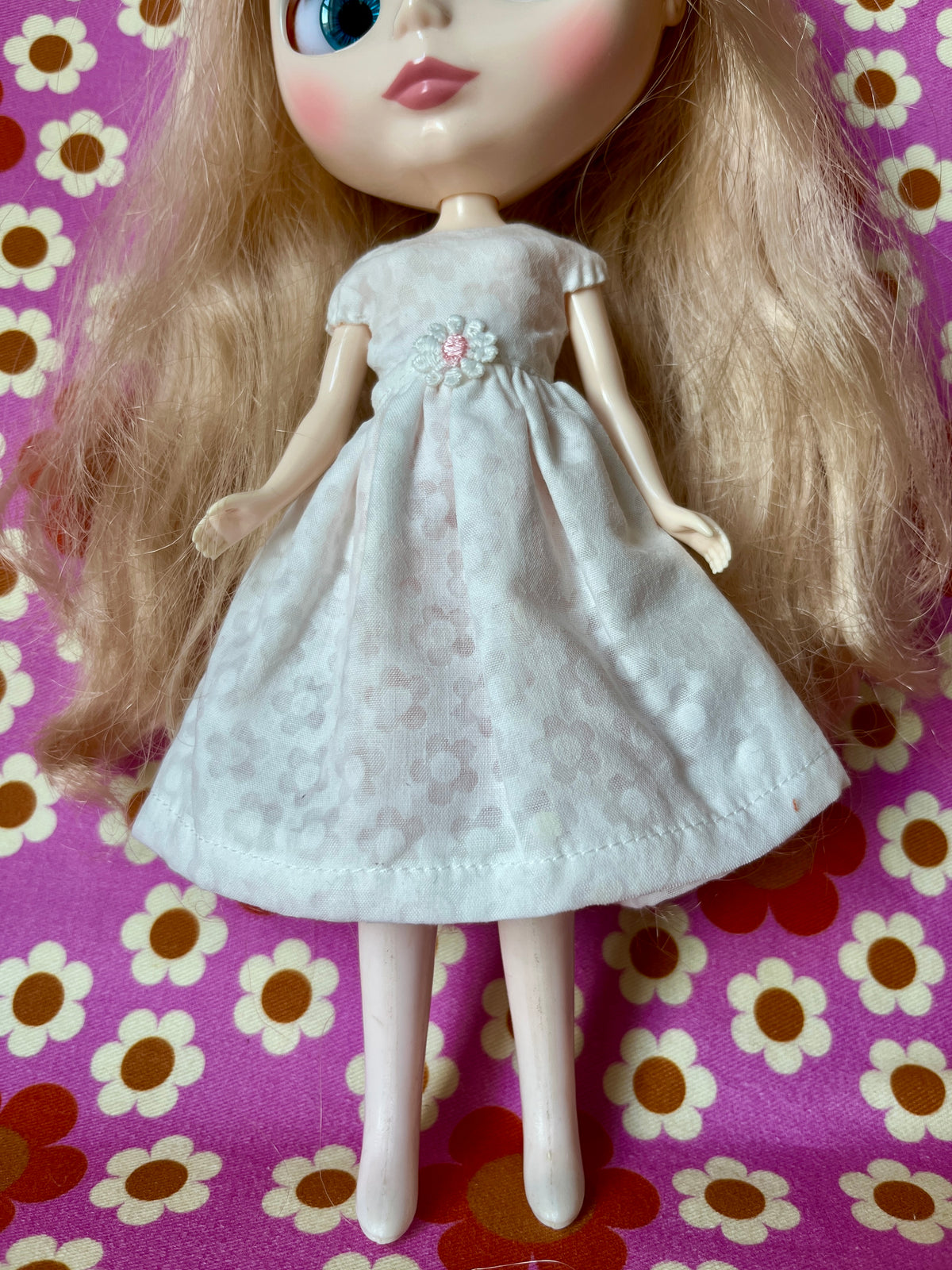 Daisy Cap Sleeve Dress for Blythe Doll (Pink Daisy)