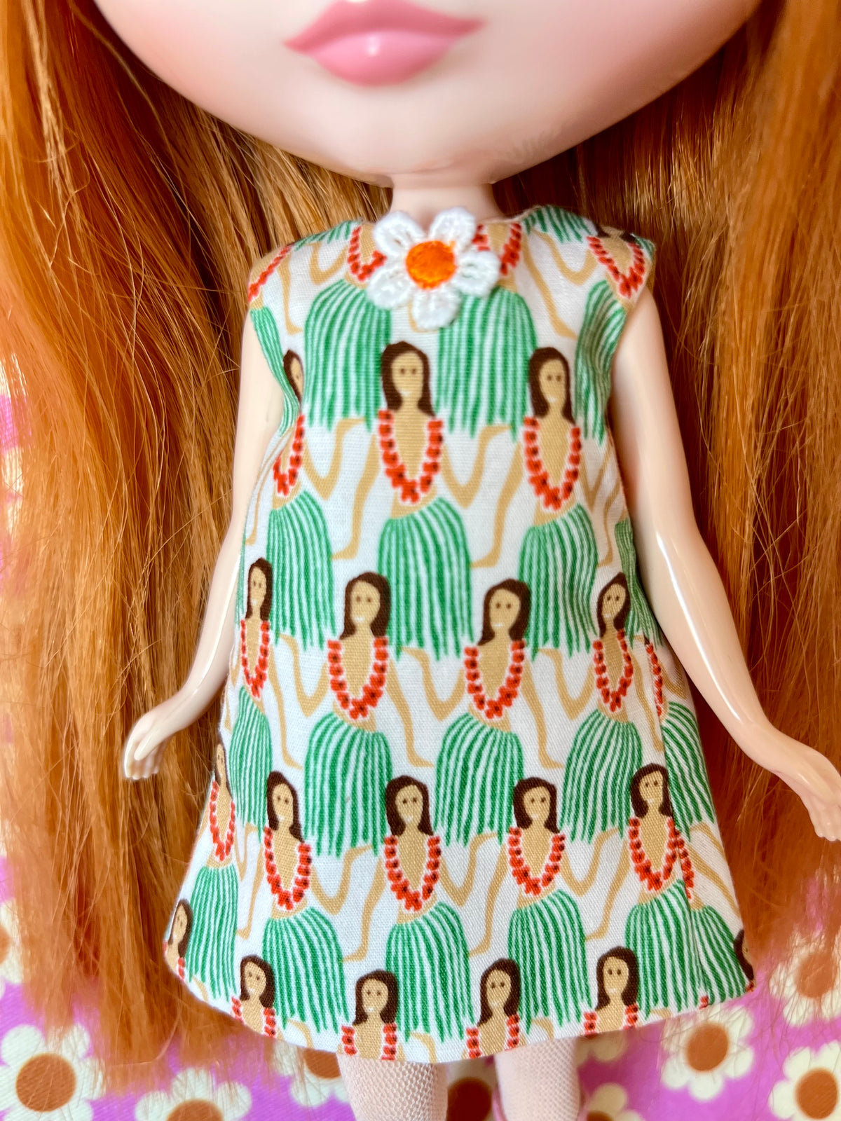Hula Girl Print Mod Cilla Shift dress