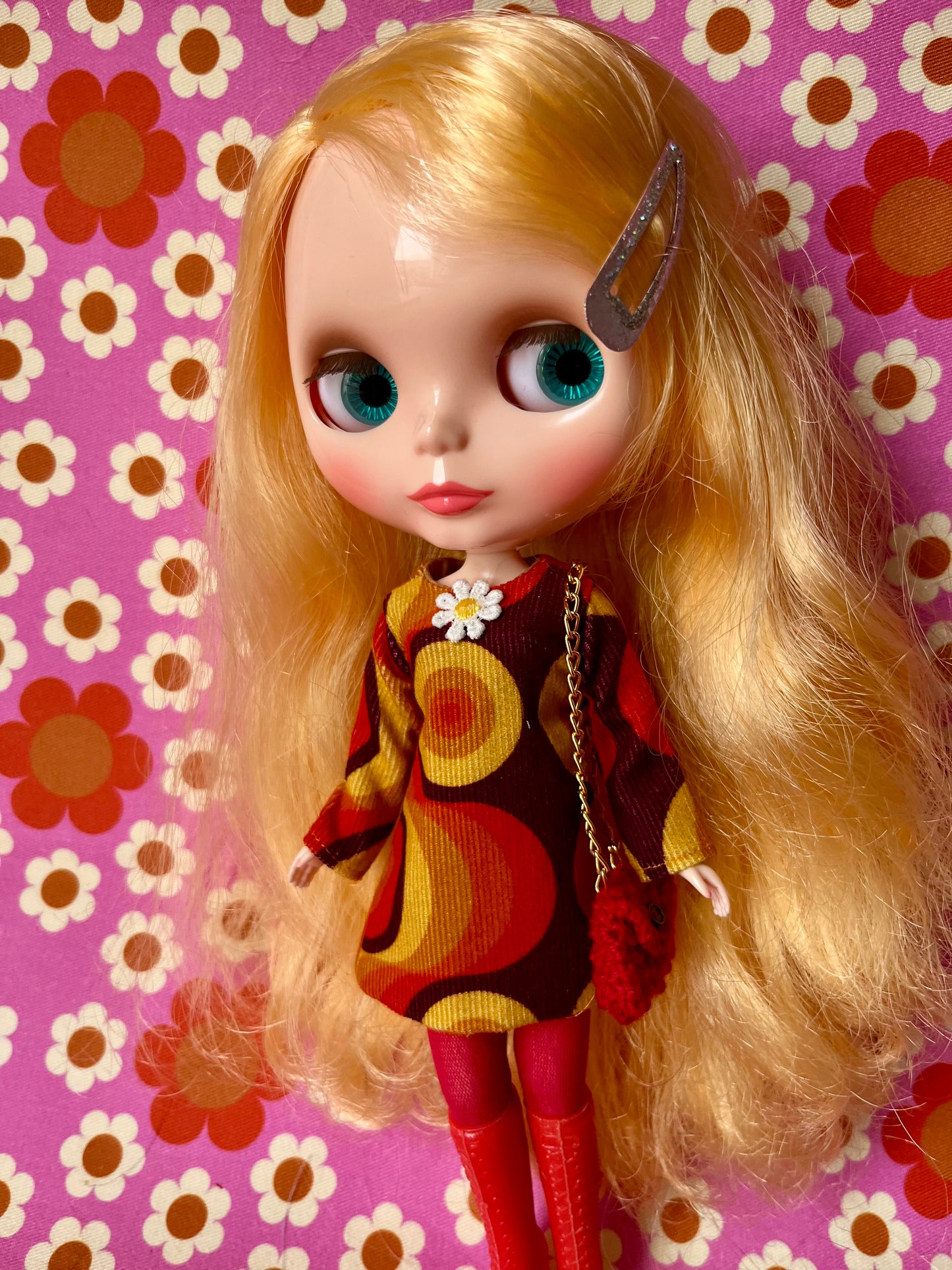 Seventies Corduroy Shift dress with sleeves & Bag which opens