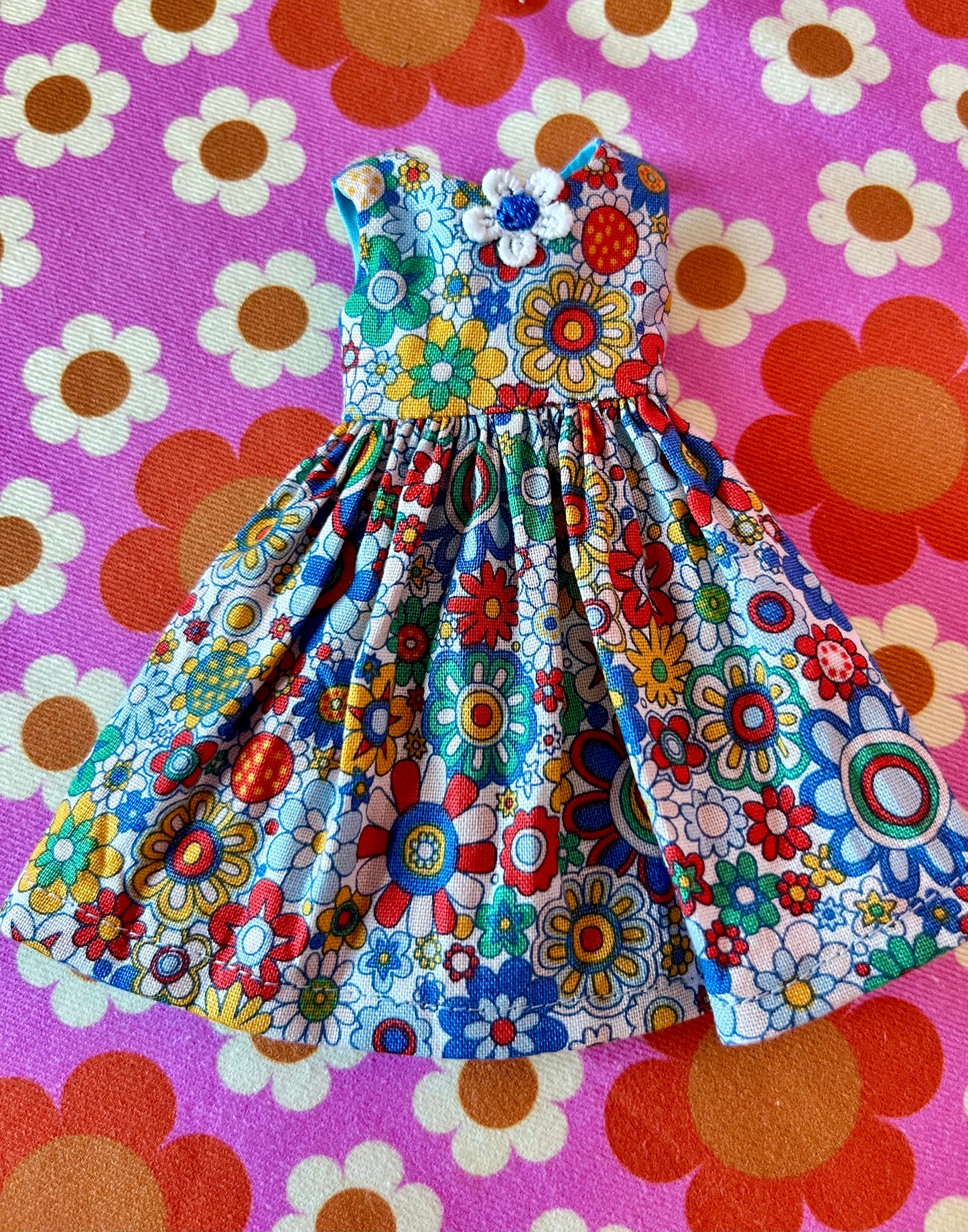 Carnaby Daisy Summer Simple Sleeveless Dress for Blythe