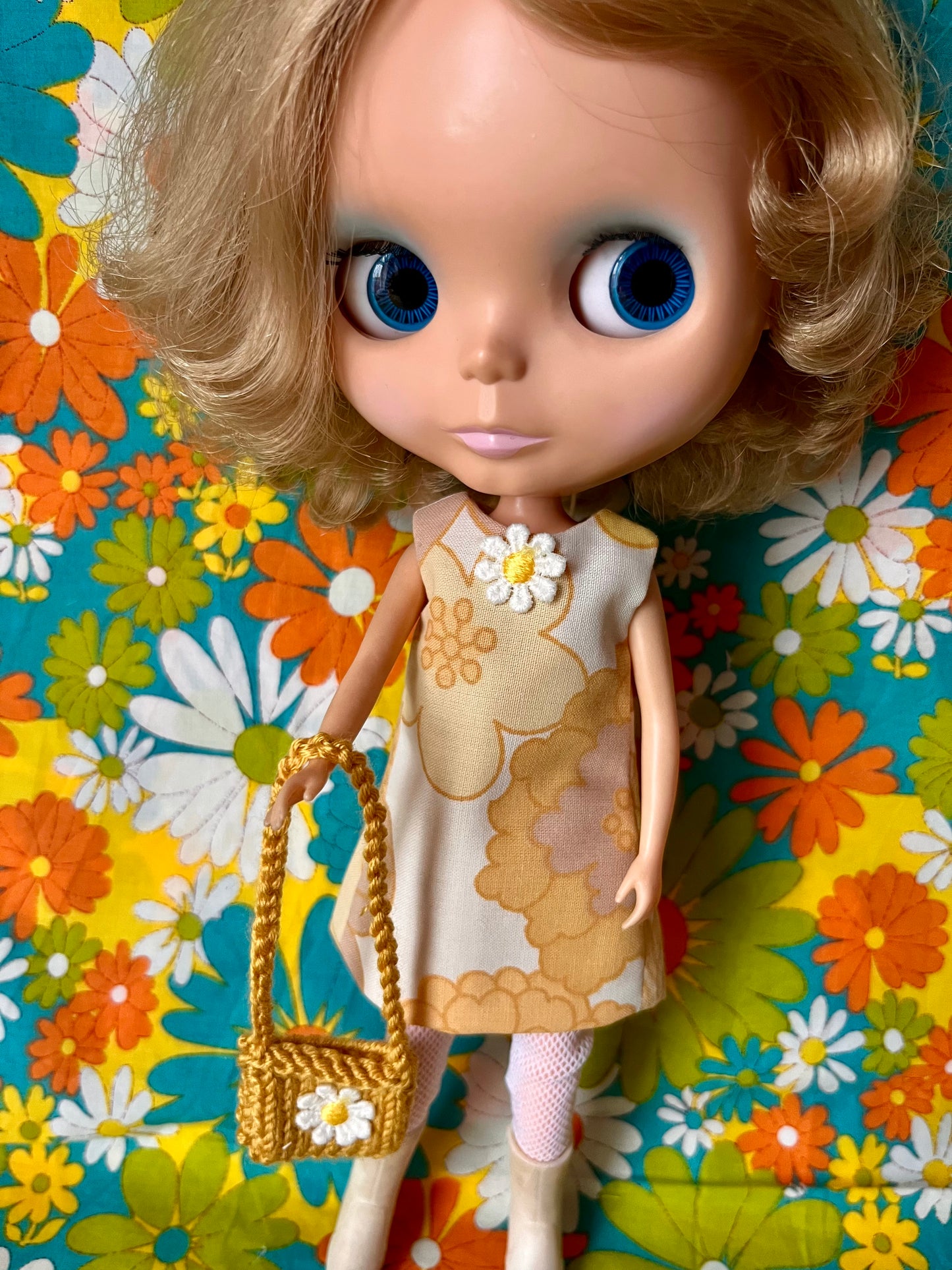 Cilla Mod Sleeveless Shift dress & Bag