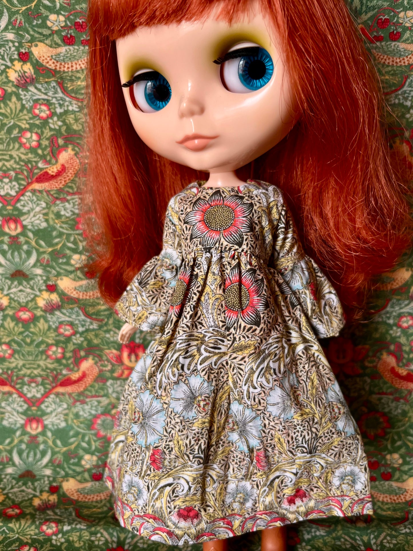 William Morris Frill Sleeve Long Dress for Blythe Doll