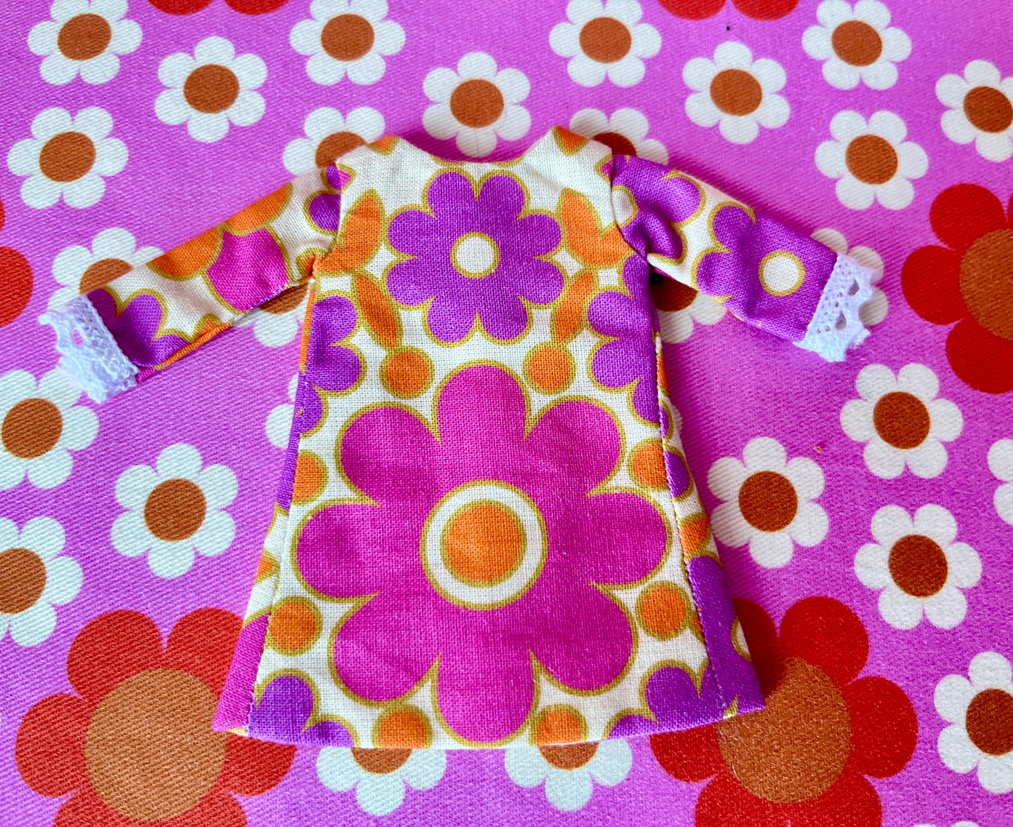Alice Apple Mod Shift dress with long sleeves OOAK