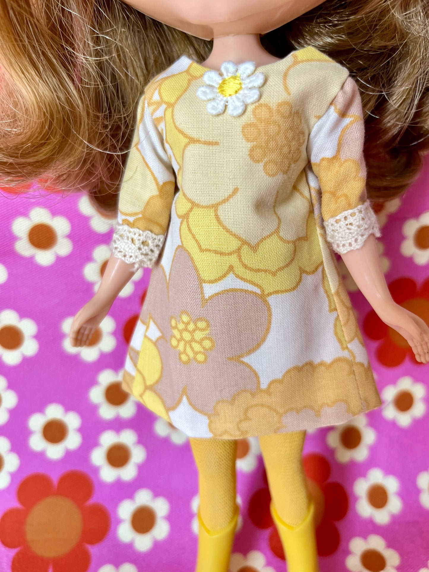 Cilla Mod Vintage Fabric Shift dress with sleeves