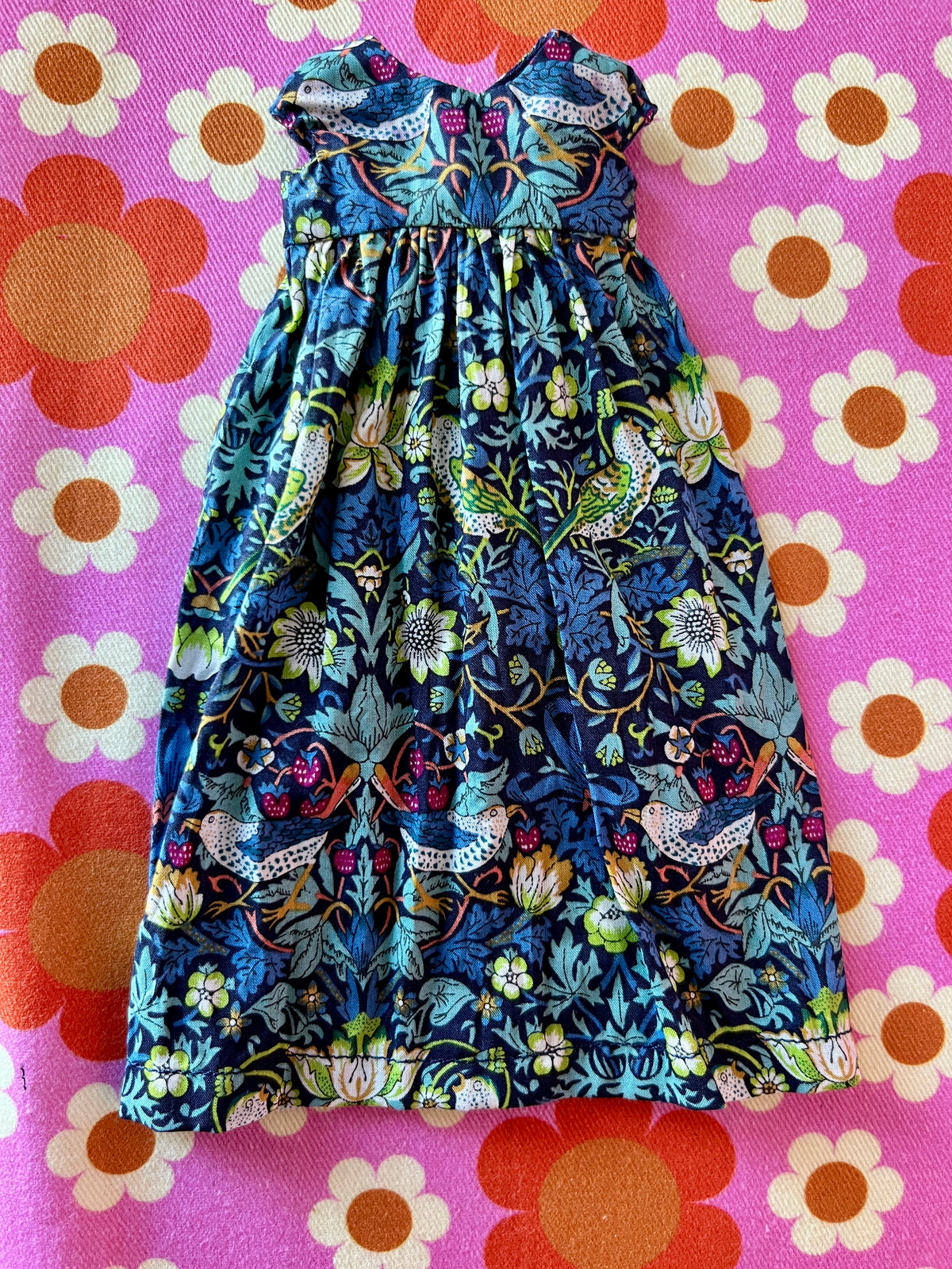 Goth Austen Liberty Regency Dress for Blythe Doll * Green Accent*