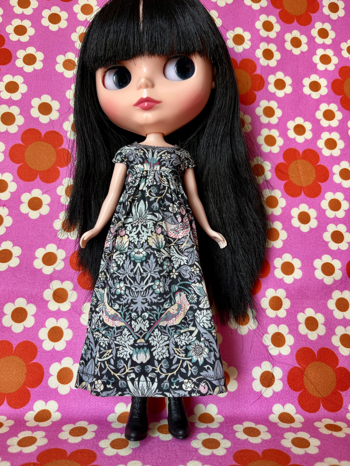 Goth Austen Liberty Regency Dress for Blythe Doll