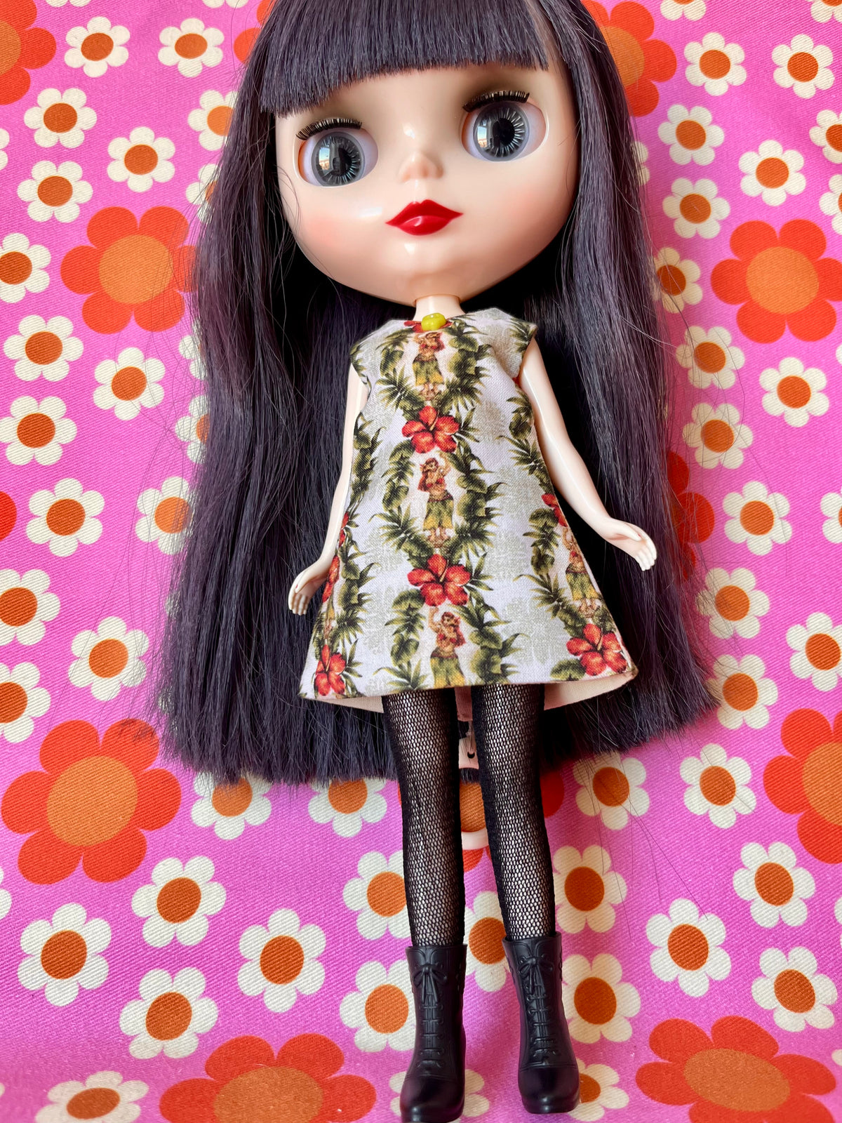Hula Girl Print Mod Cilla Shift dress