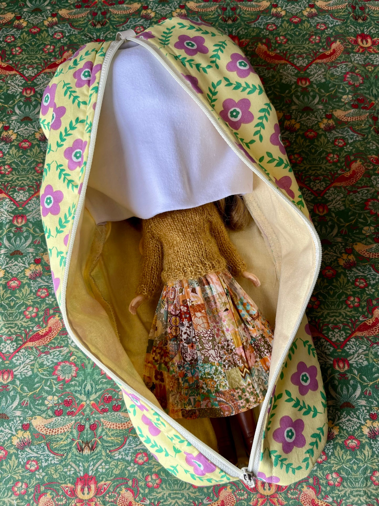 Vintage retro fabric Blythe Doll Cary Case Neo-Blythe size