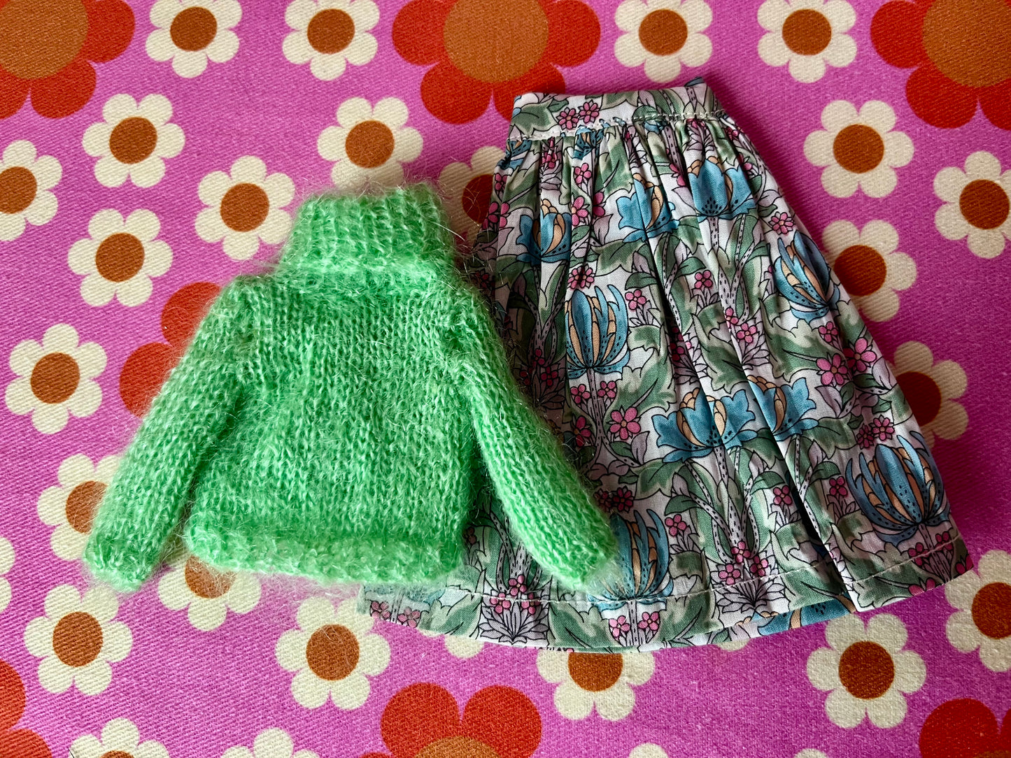 Liberty Skirt & Mohair Sweater Set for Blythe Doll