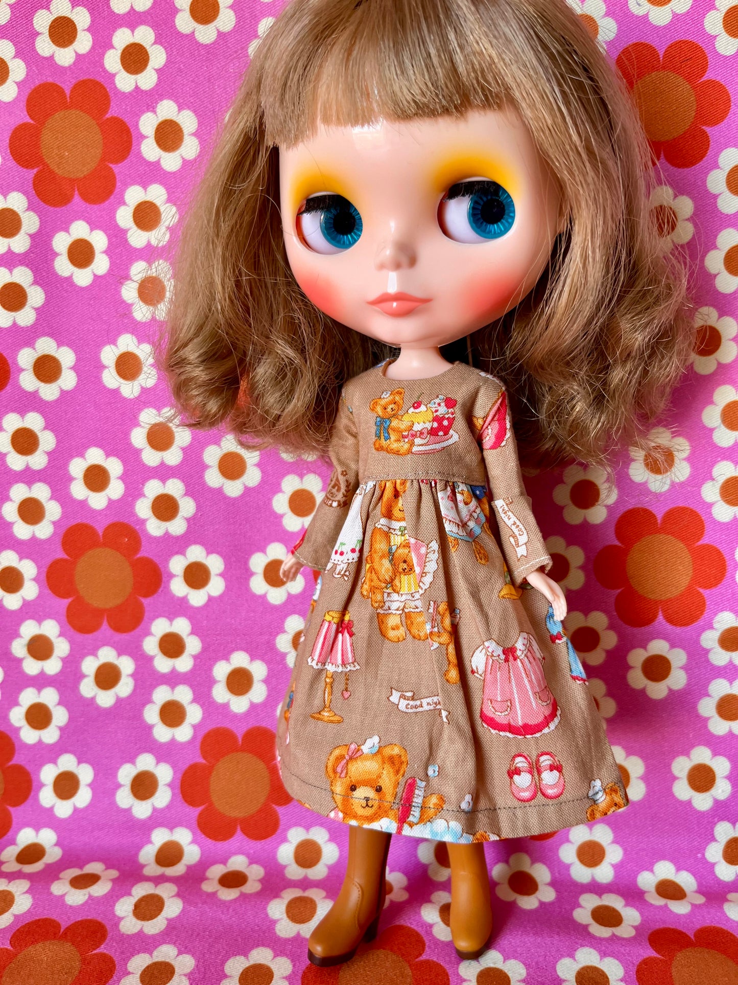 Tan Teddy Dress for Blythe Doll (Copy)