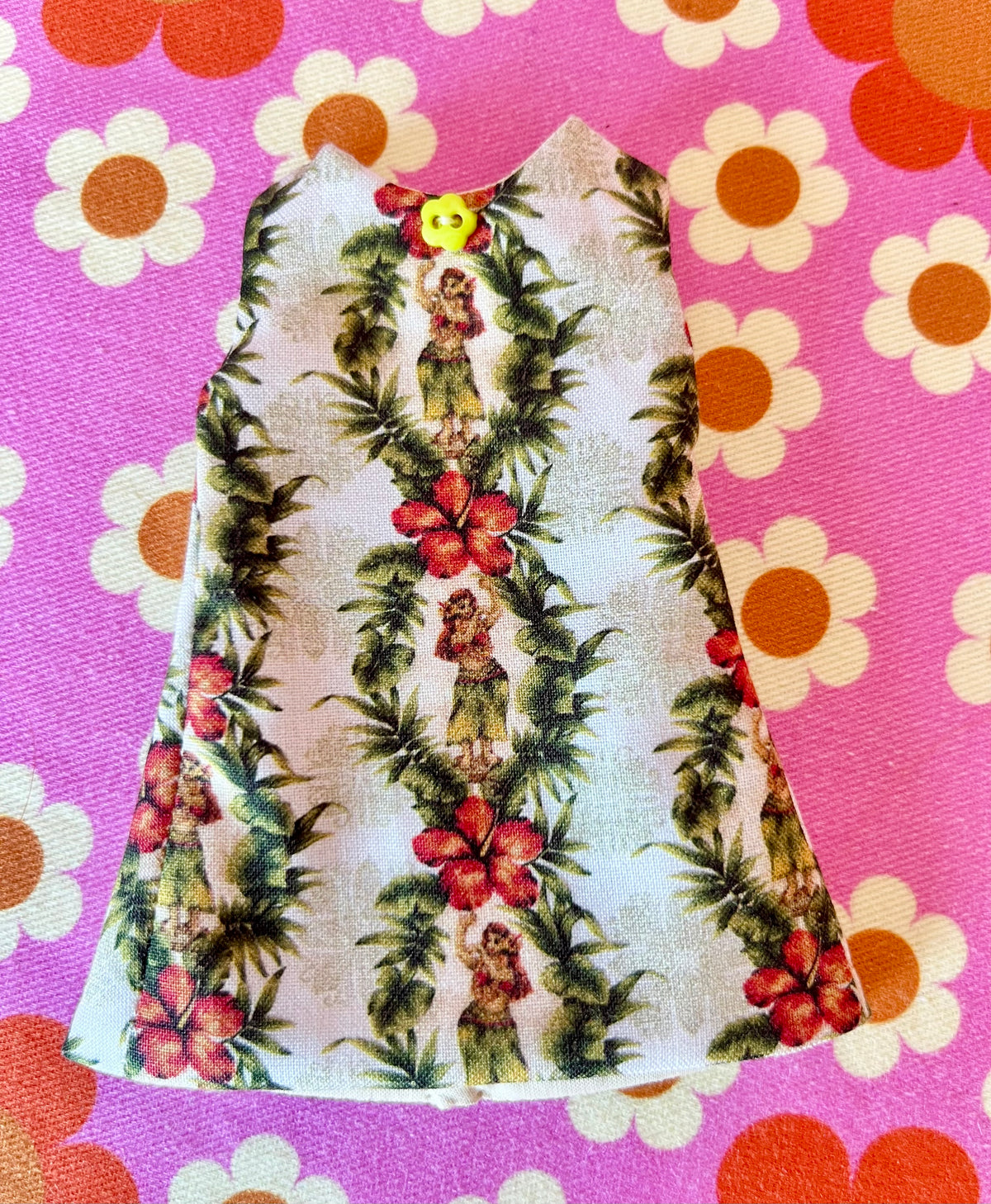 Hula Girl Print Mod Cilla Shift dress