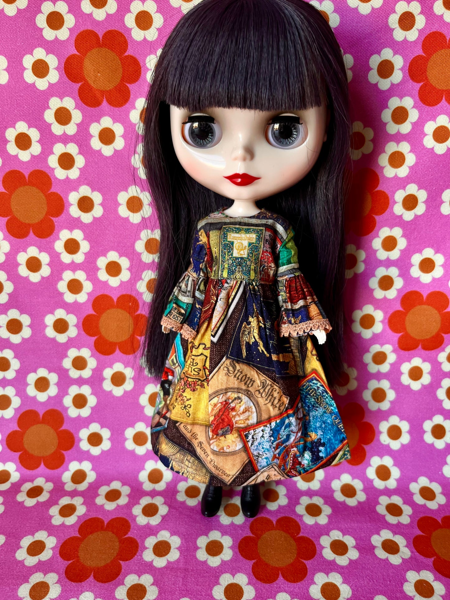 Last Chance Librarian Dress for Blythe Doll