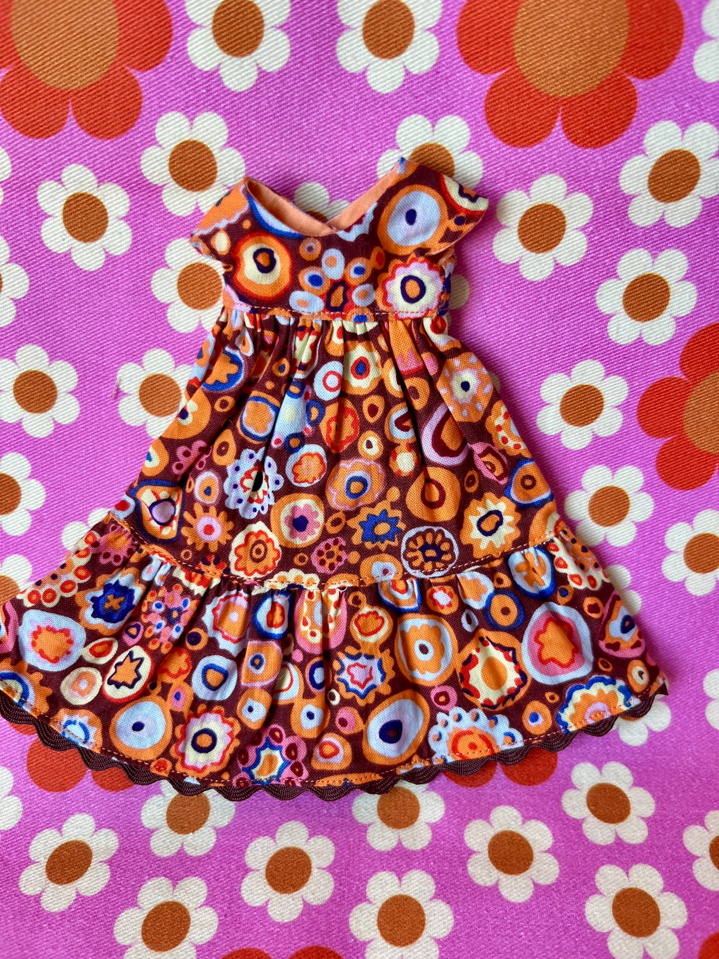 Paperweight  Hippie Orange/Brown Dress for Blythe Doll