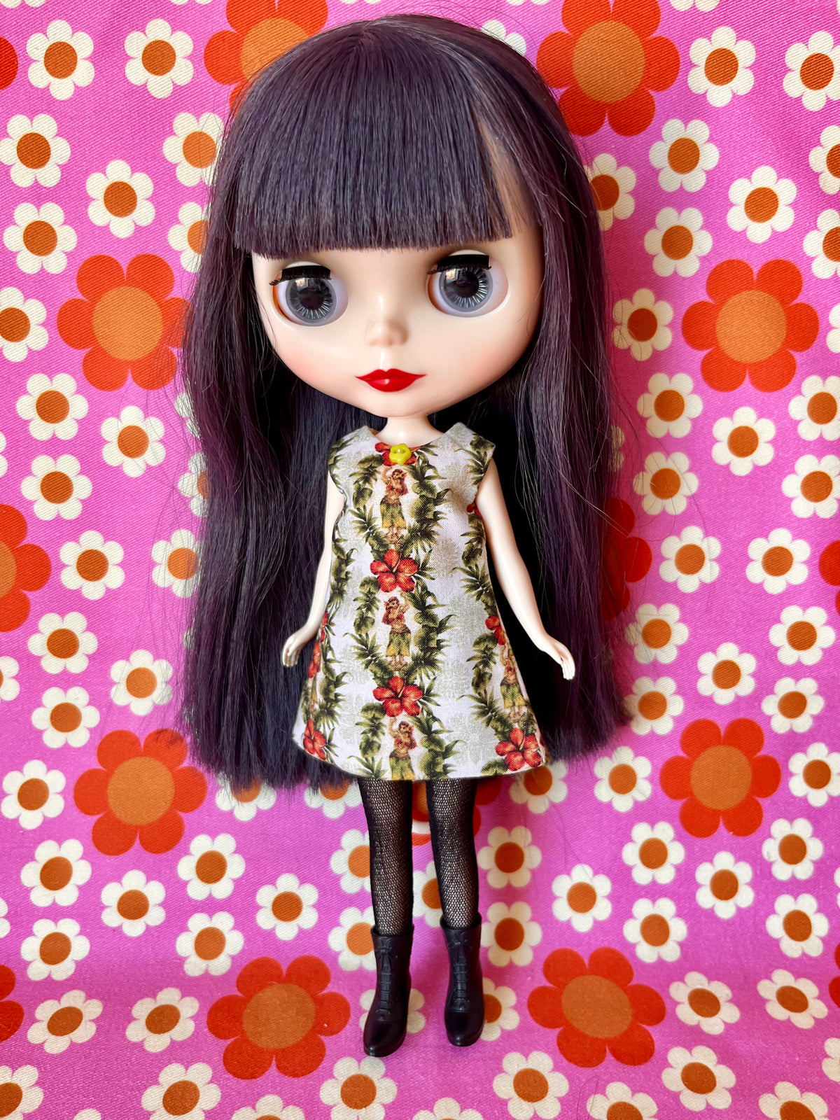 Hula Girl Print Mod Cilla Shift dress