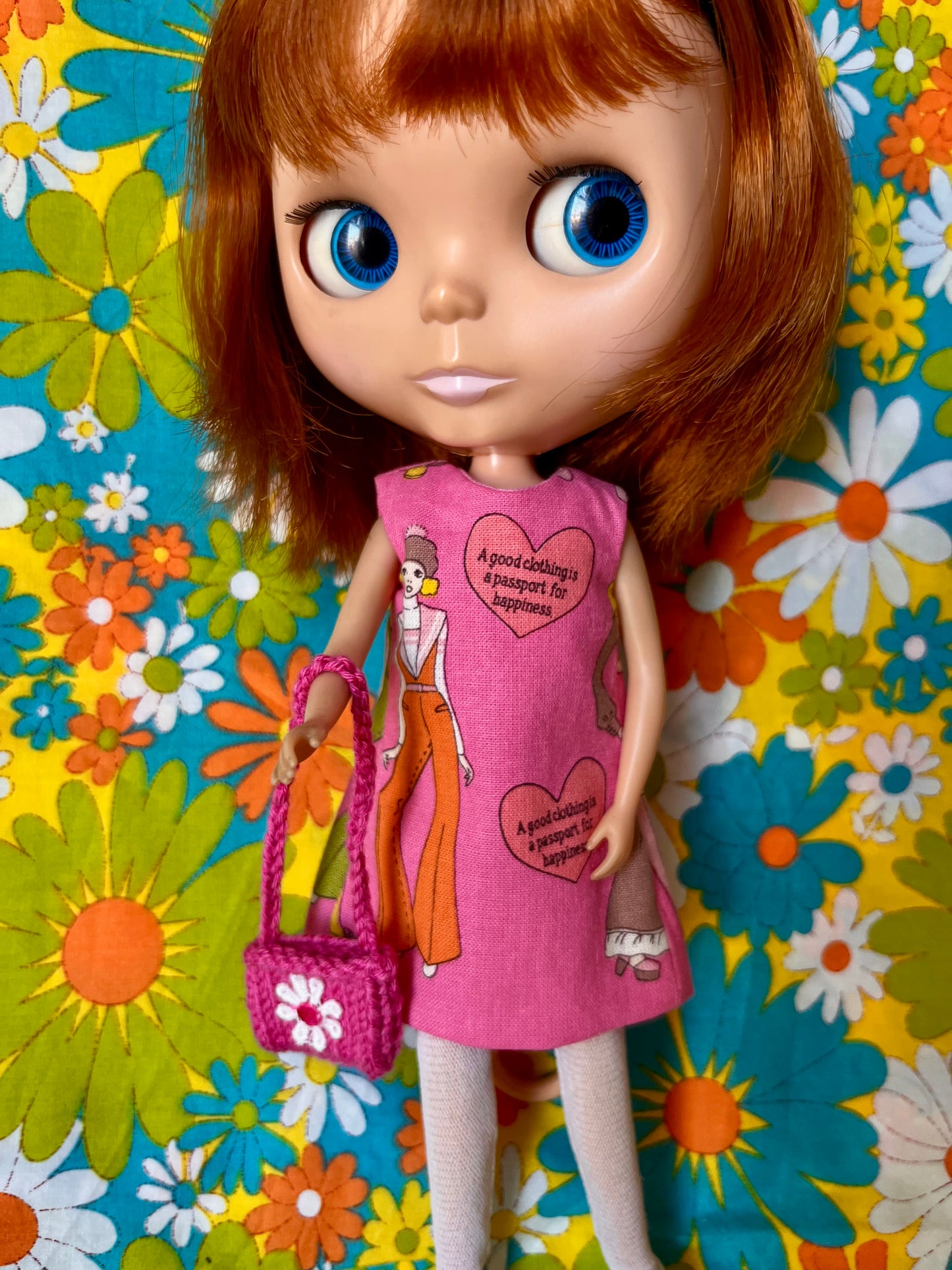 Cilla Mod Sleeveless Shift dress & Bag