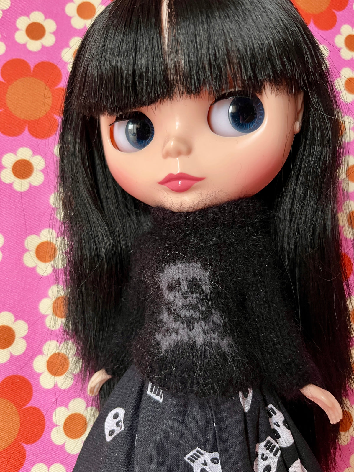 Halloween Fluffy Black Sweater Grey Skull
