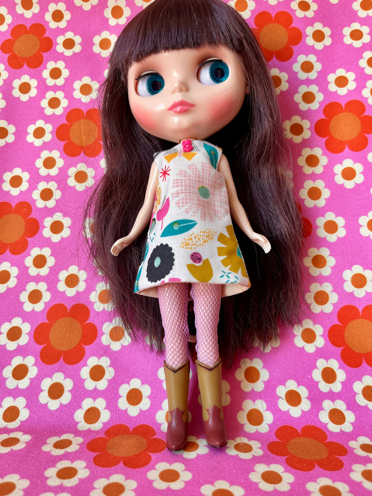 Fifties Floral Print Mod Cilla Shift dress