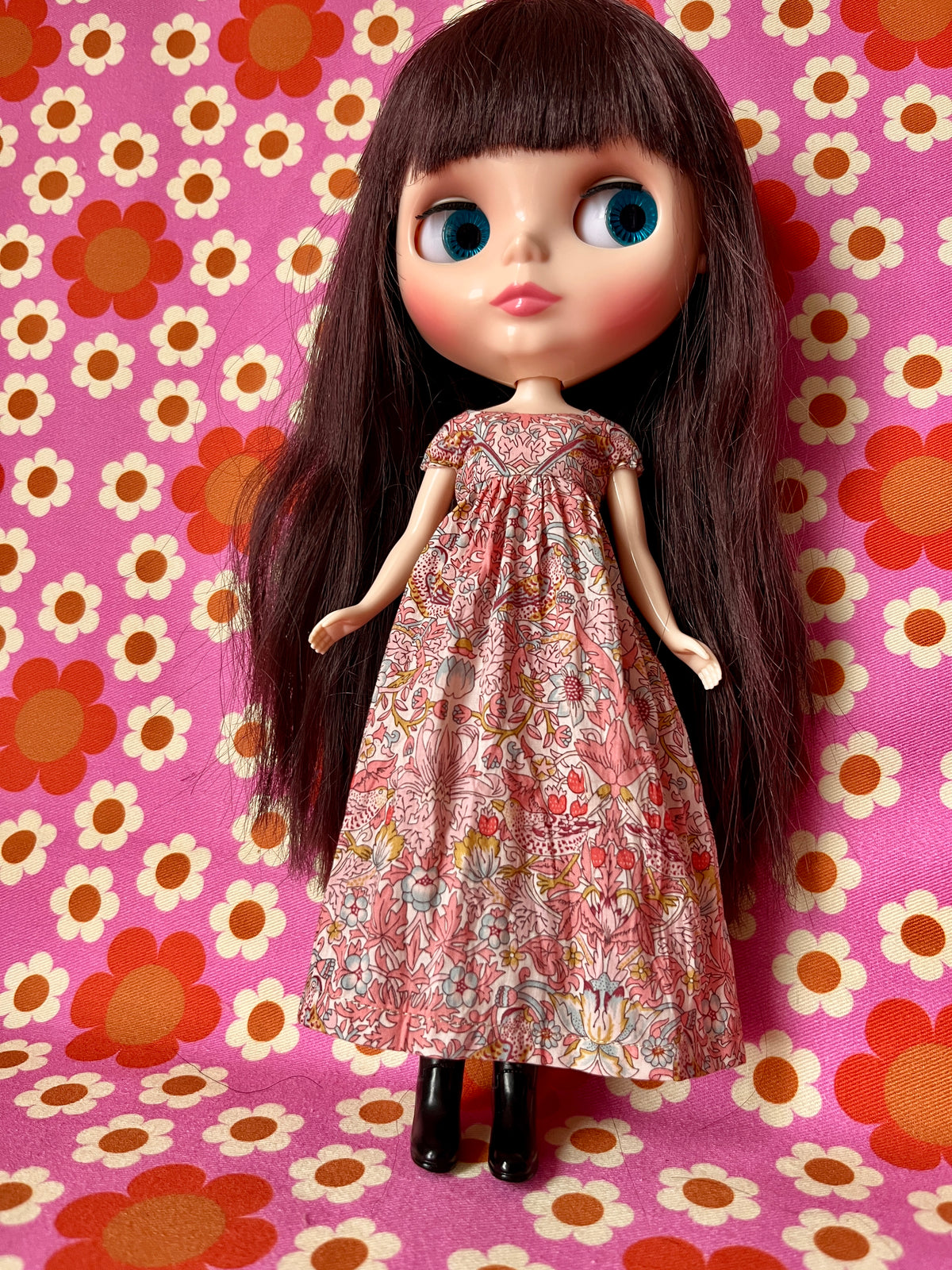 Goth Austen Liberty Regency Dress for Blythe Doll Strawberry Thief Peach