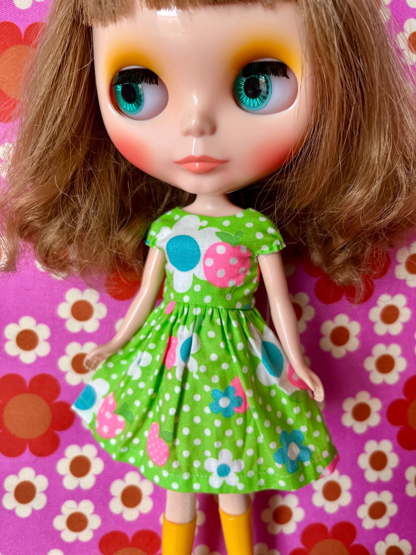 Green Neon Daisy Cap Sleeve Dress for Blythe Doll