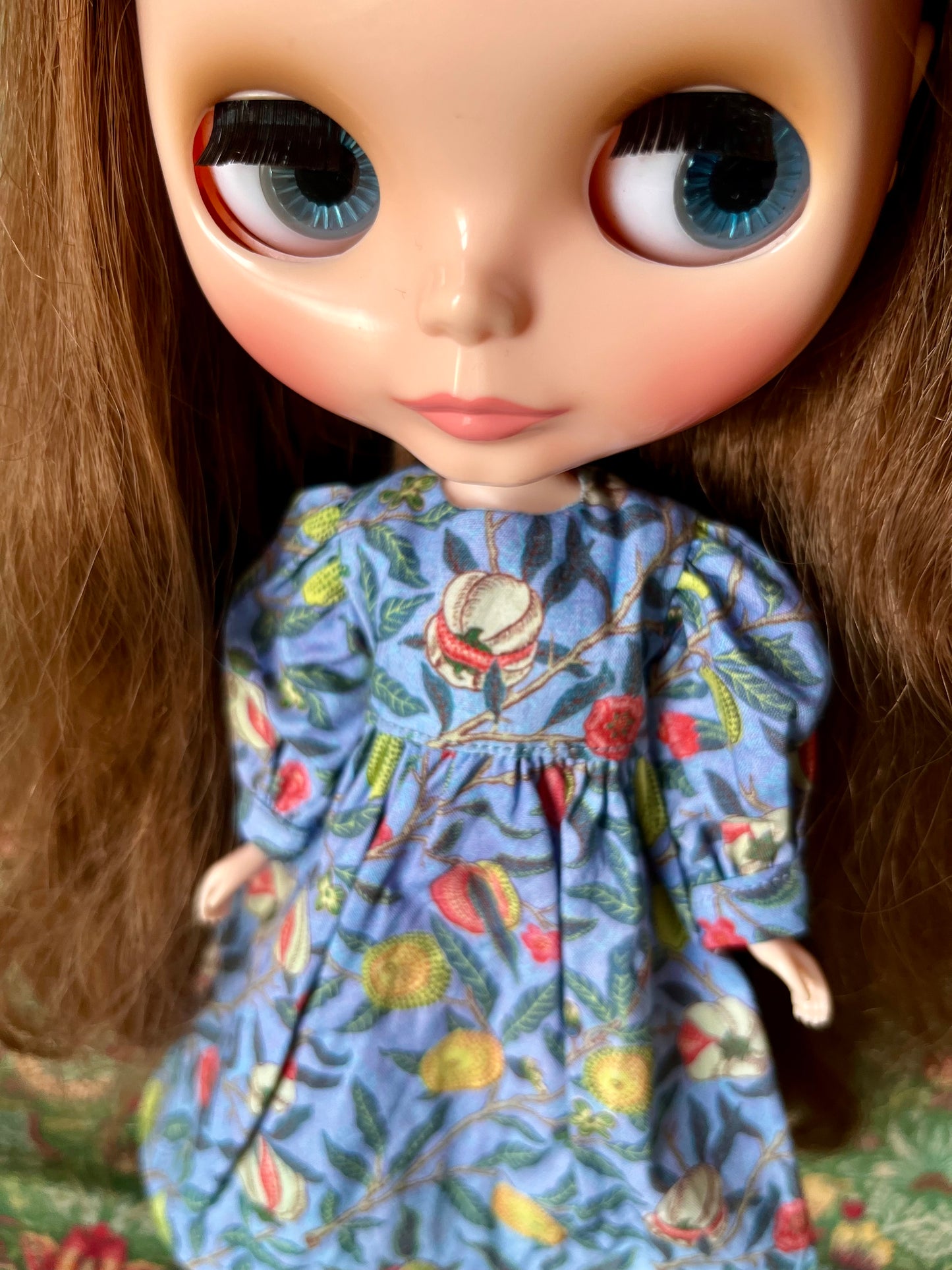 William Morris Gathered Sleeve Long Dress for Blythe Doll