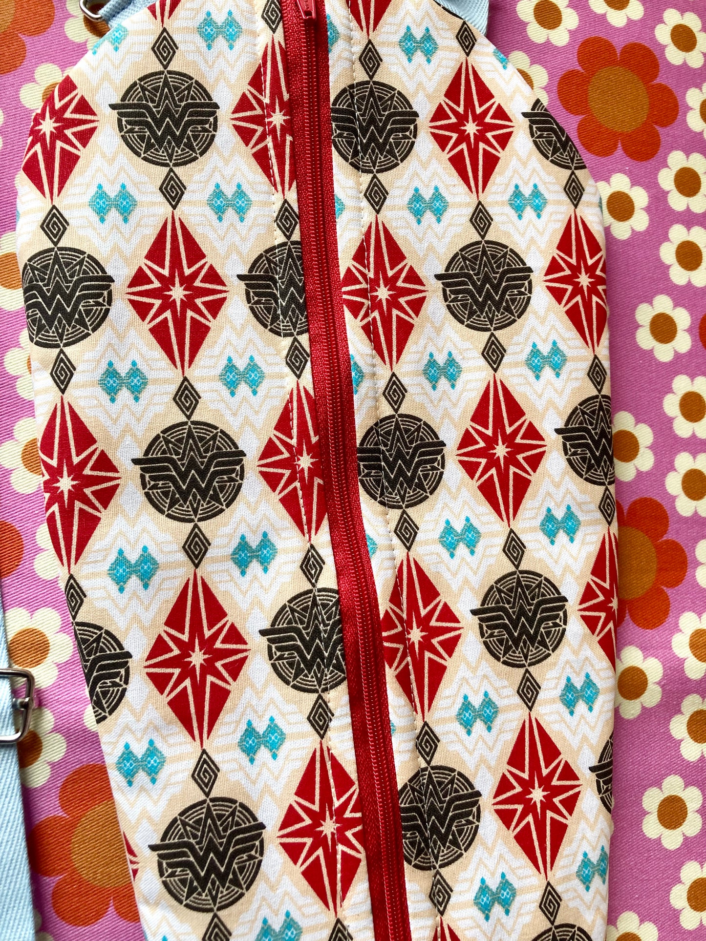 Adjustable strap Wonder Woman fabric Blythe Doll Cary Case Neo-Blythe size