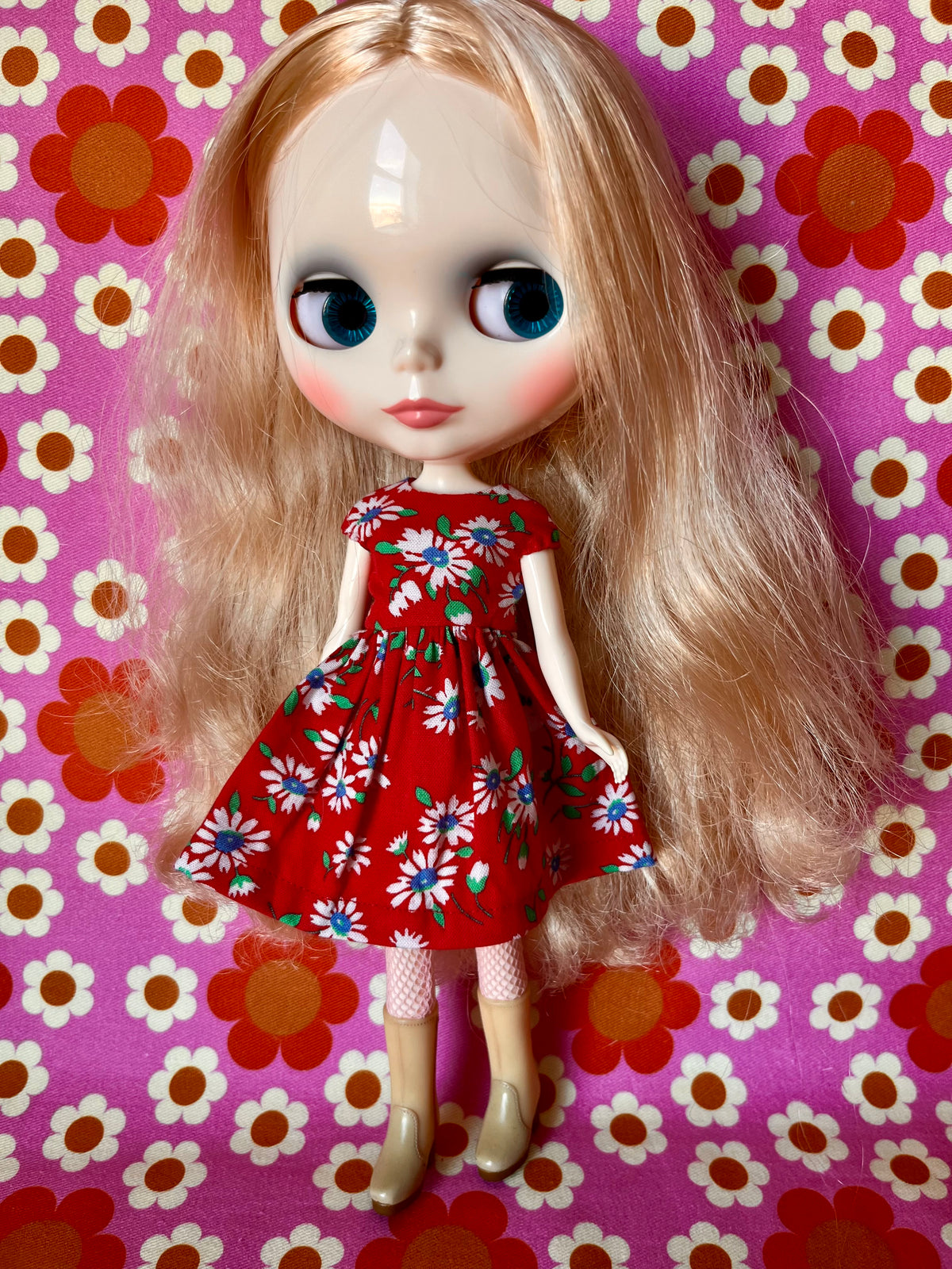 Red Daisy Summer Cap SleeveDress for Blythe Doll