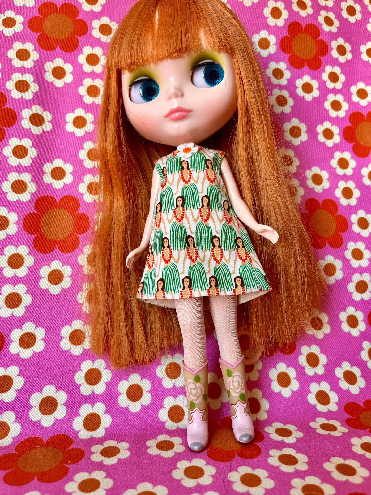 Hula Girl Print Mod Cilla Shift dress
