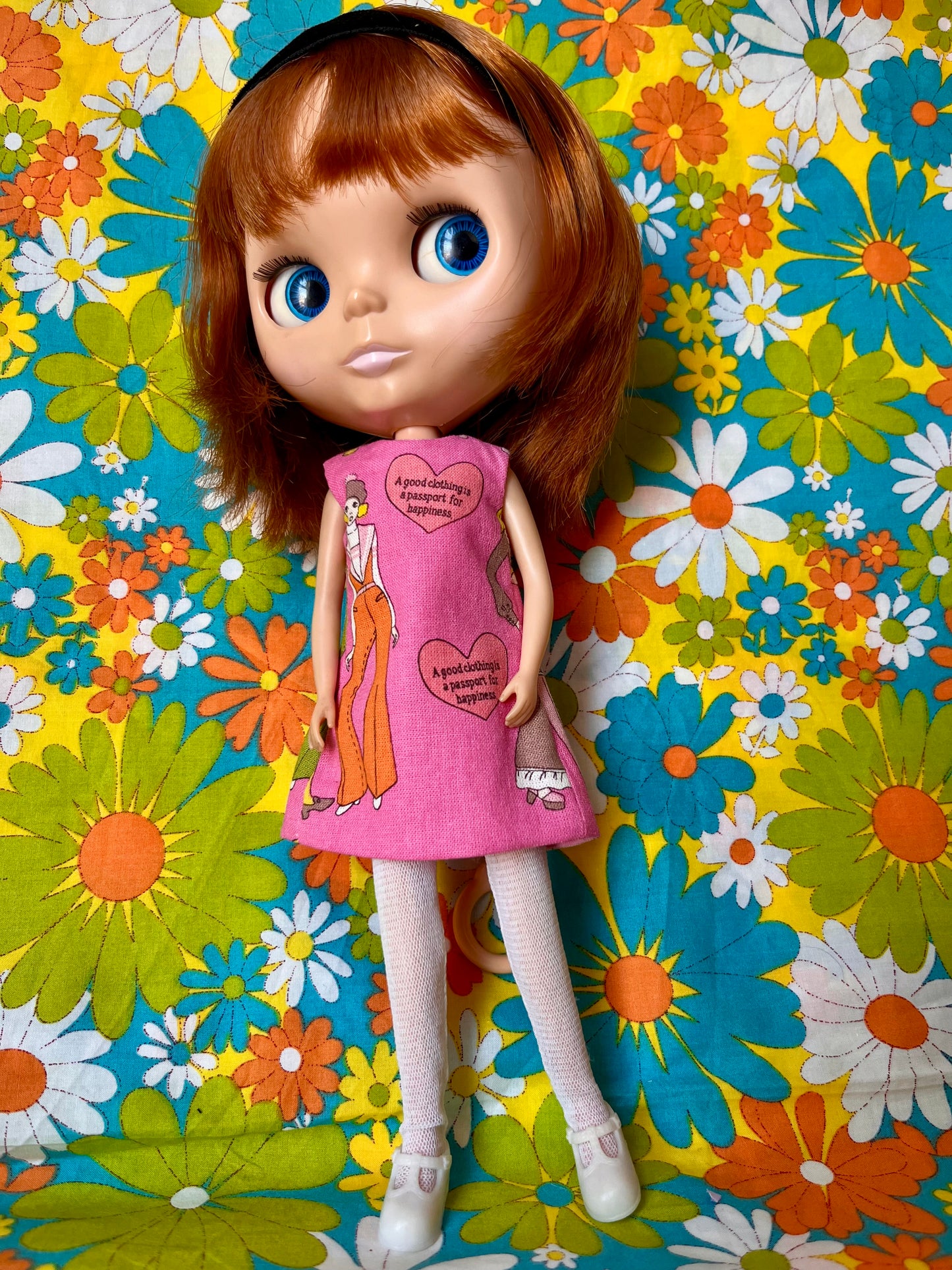 Cilla Mod Sleeveless Shift dress & Bag