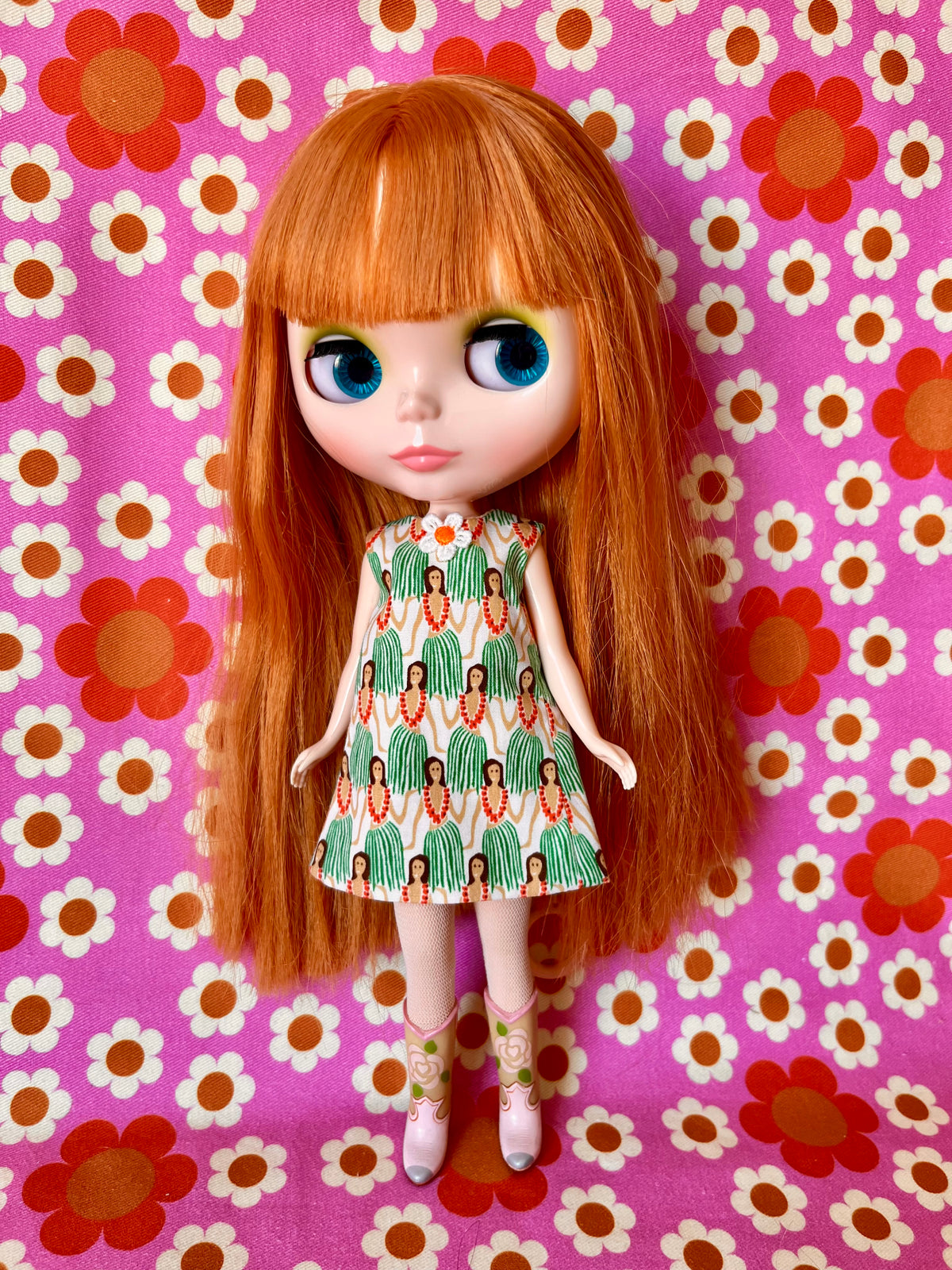 Hula Girl Print Mod Cilla Shift dress
