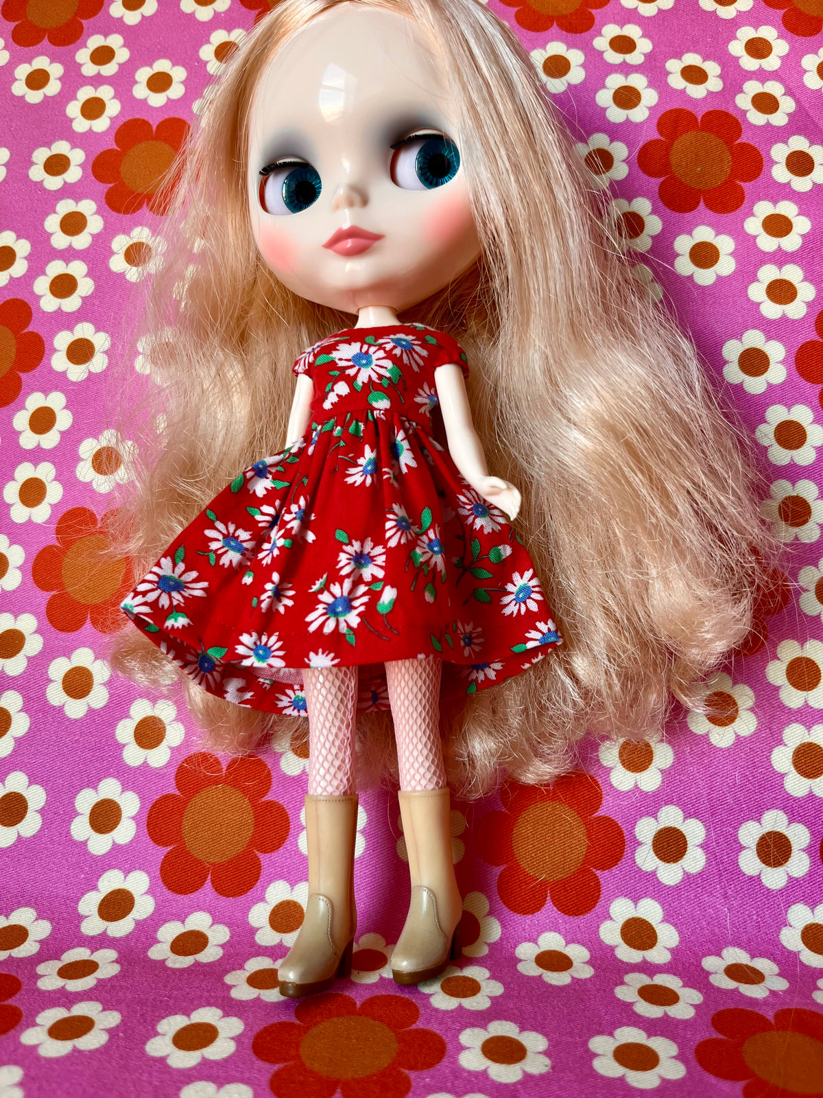 Red Daisy Summer Cap SleeveDress for Blythe Doll