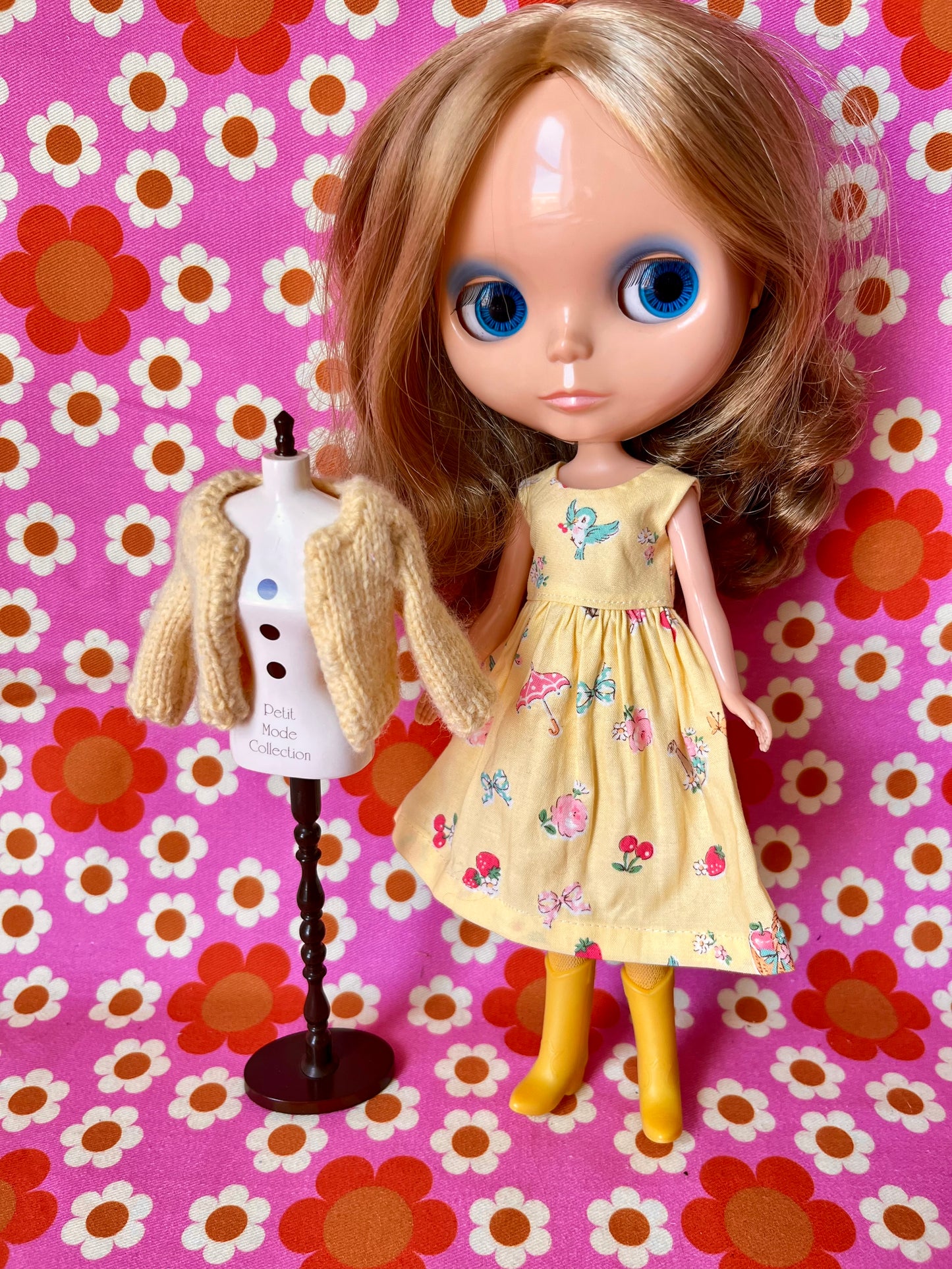 Japanese Print Cap Sleeve Dress & Knitted Cardigan for Blythe Doll