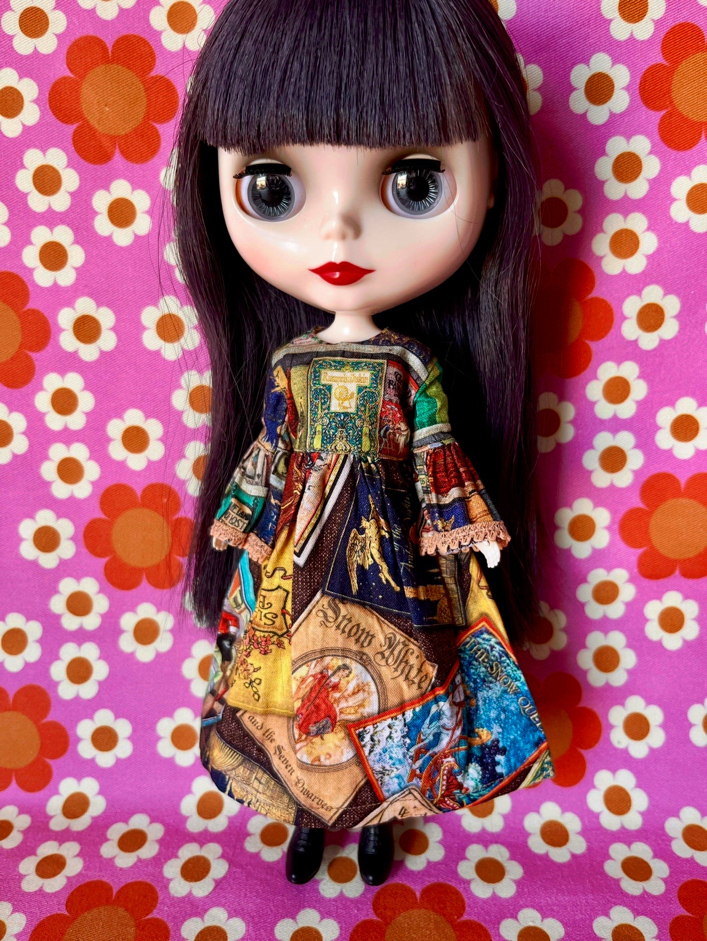 Last Chance Librarian Dress for Blythe Doll