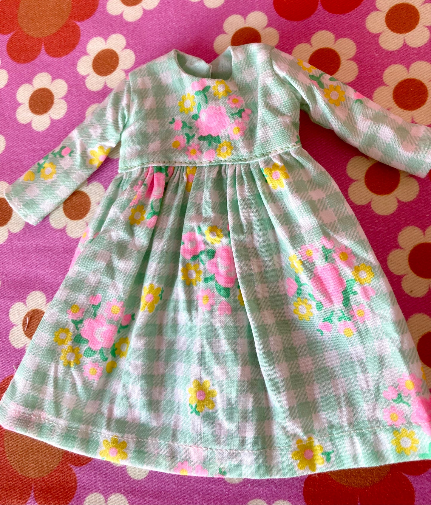 Green Gingham Long Sleeve Dress for Blythe Doll