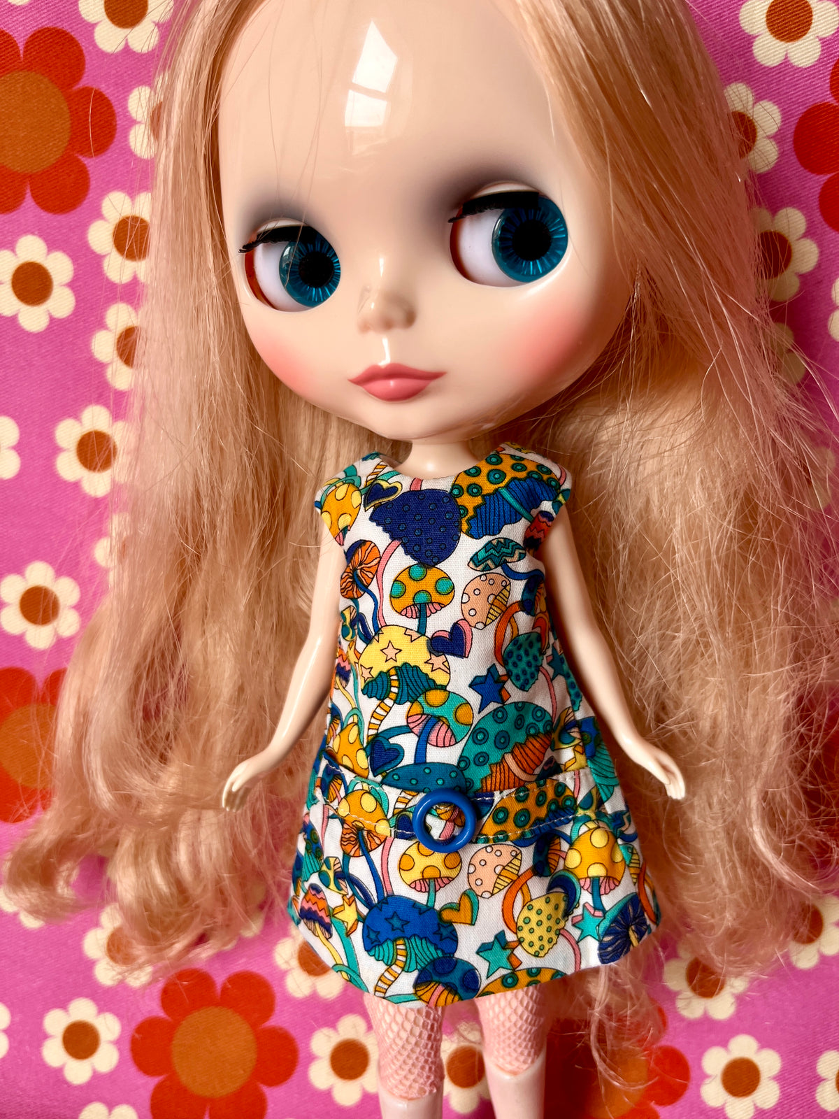 Psychedelic Mushroom Mod Cilla Shift dress