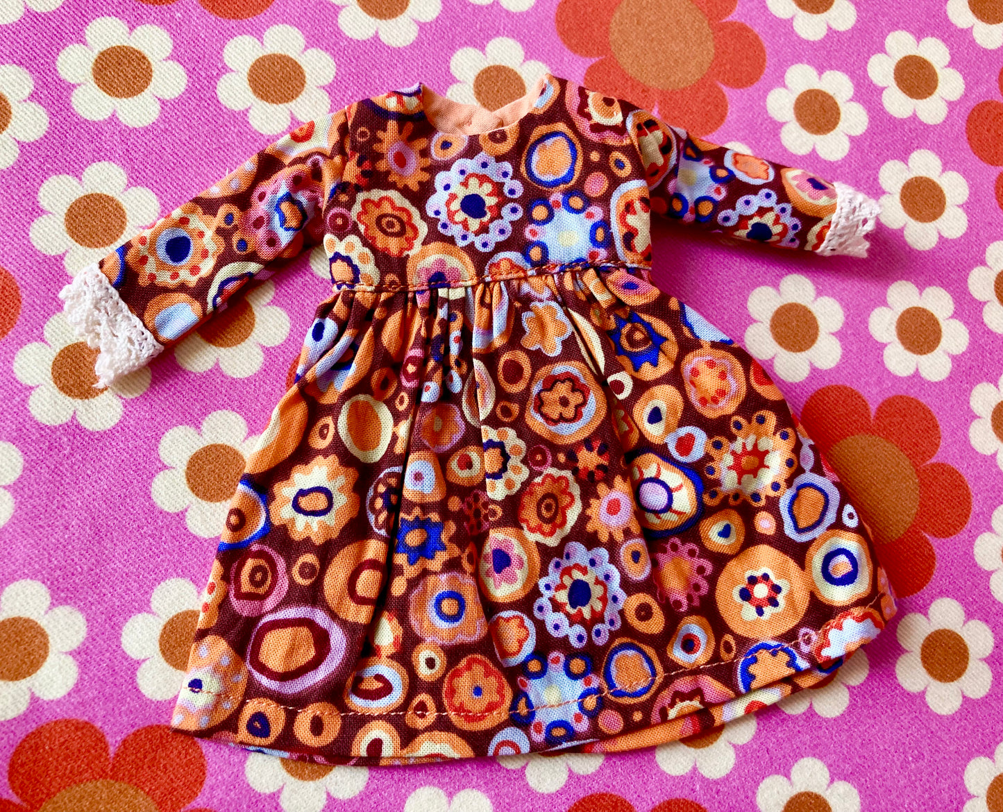 Paperweight Brown/Orange Long Sleeve Dress for Blythe Doll